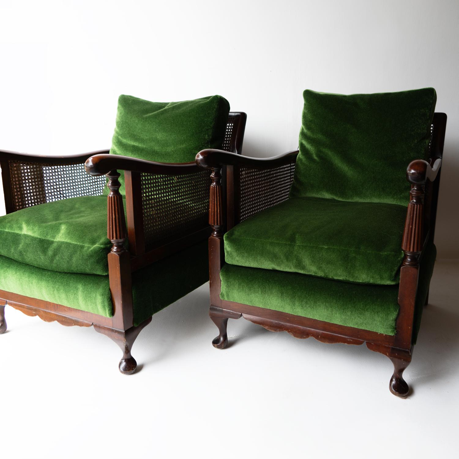 Pair Of Antique Country House Bergere Armchairs Green Velvet Upholstery, C. 1900 In Good Condition In Bristol, GB