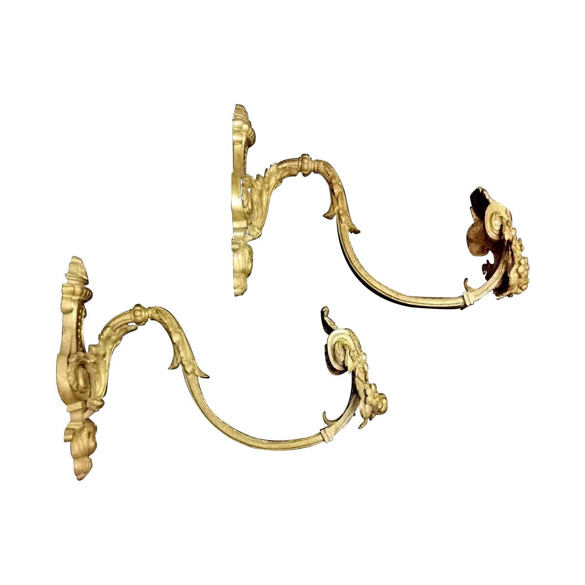 Louis XVI  French Pair of  Curtains Hooks 'Embrasses' in Gilded Bronze 1780