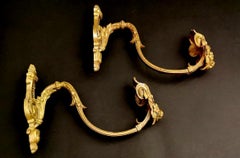 Pair of Antique Curtains Hooks 'Embrasses' in Solid Gilded Bronze and Chiseled