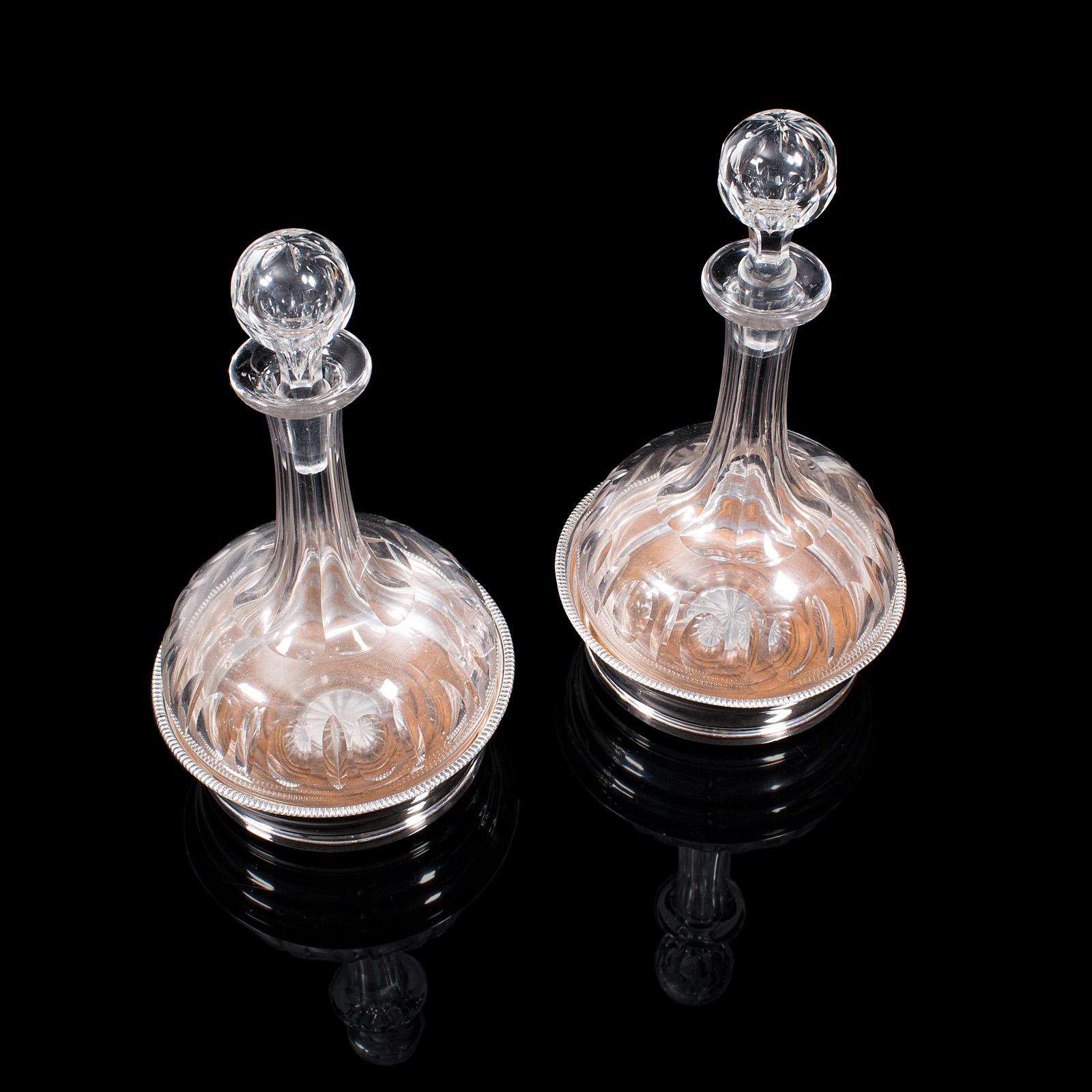 Pair of Antique Decanters and Stands, English, Silver Plate, Edwardian, C.1910 For Sale 1