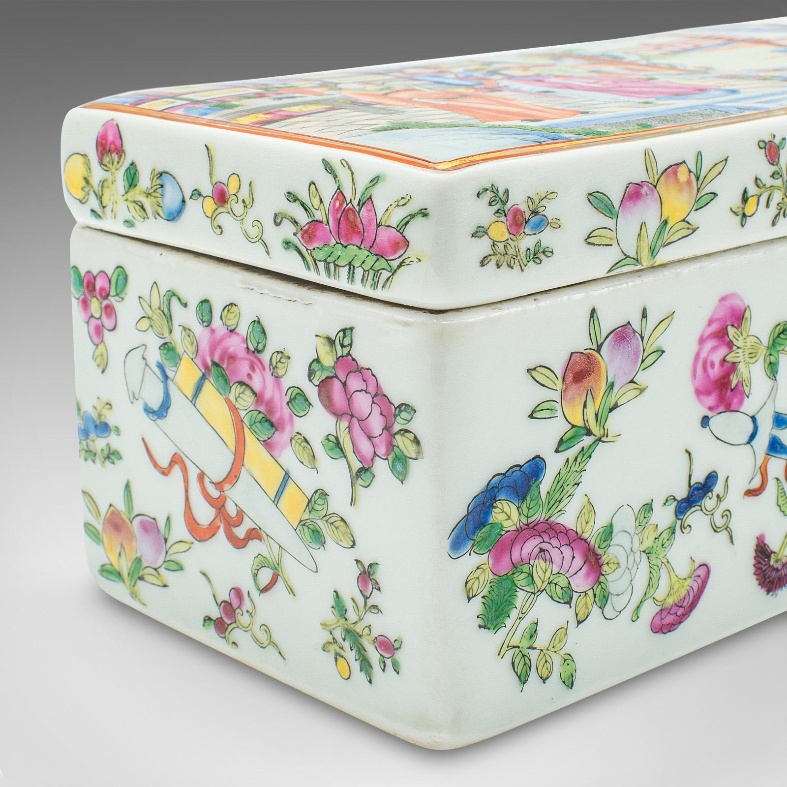Par De Cajas Decorativas Antiguas, Chinas, Cerámica, Plato Con Tapa, Victorianas, 1900 en venta 2