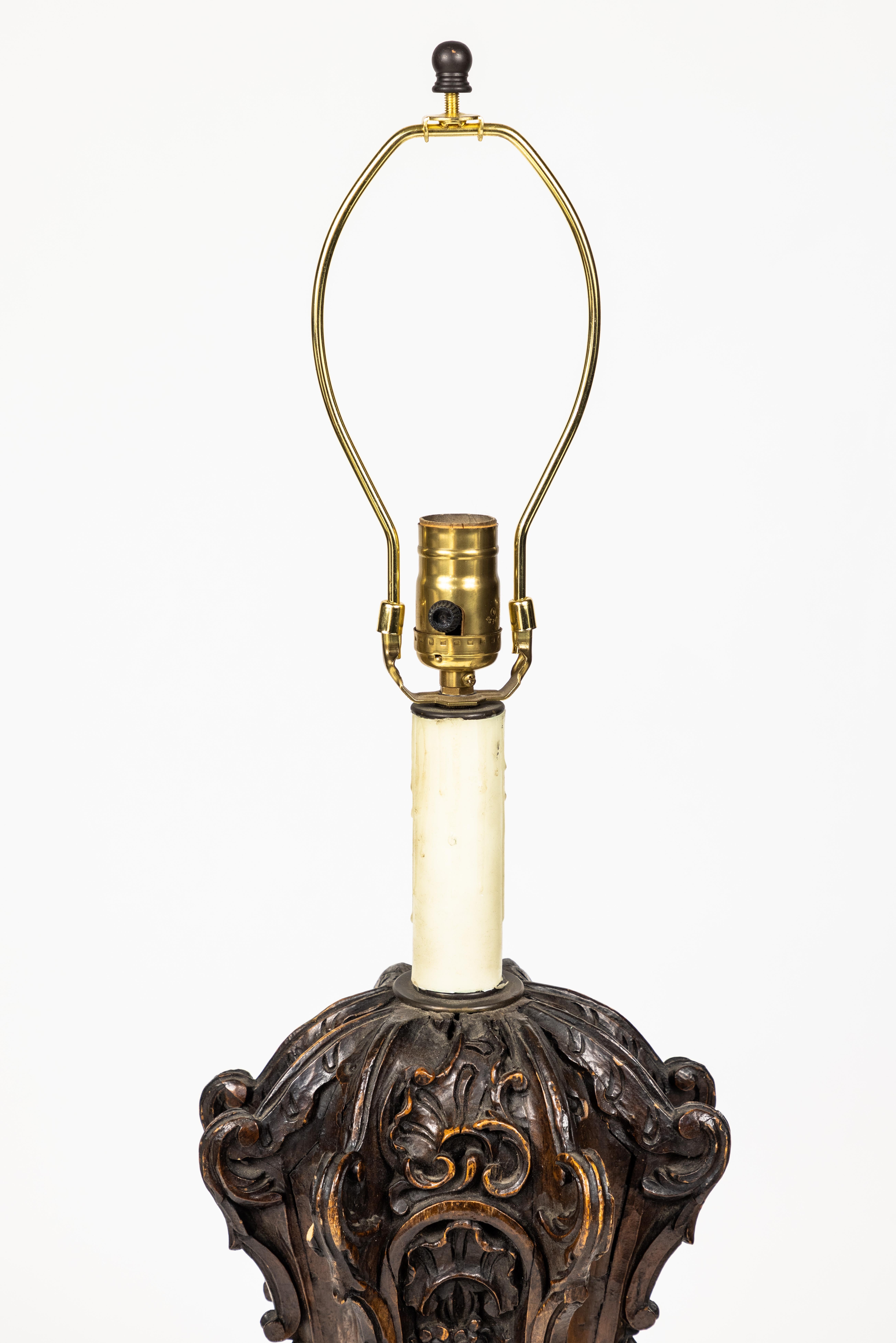 Pair of Antique Decorative Carved Wood Architectural Salvage Table Lamps In Good Condition In Pasadena, CA
