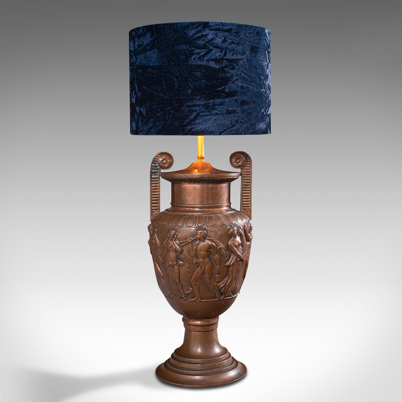 Paire de lampes décoratives anciennes en bronze, lampe de bureau, vase Townley, style victorien en vente 1
