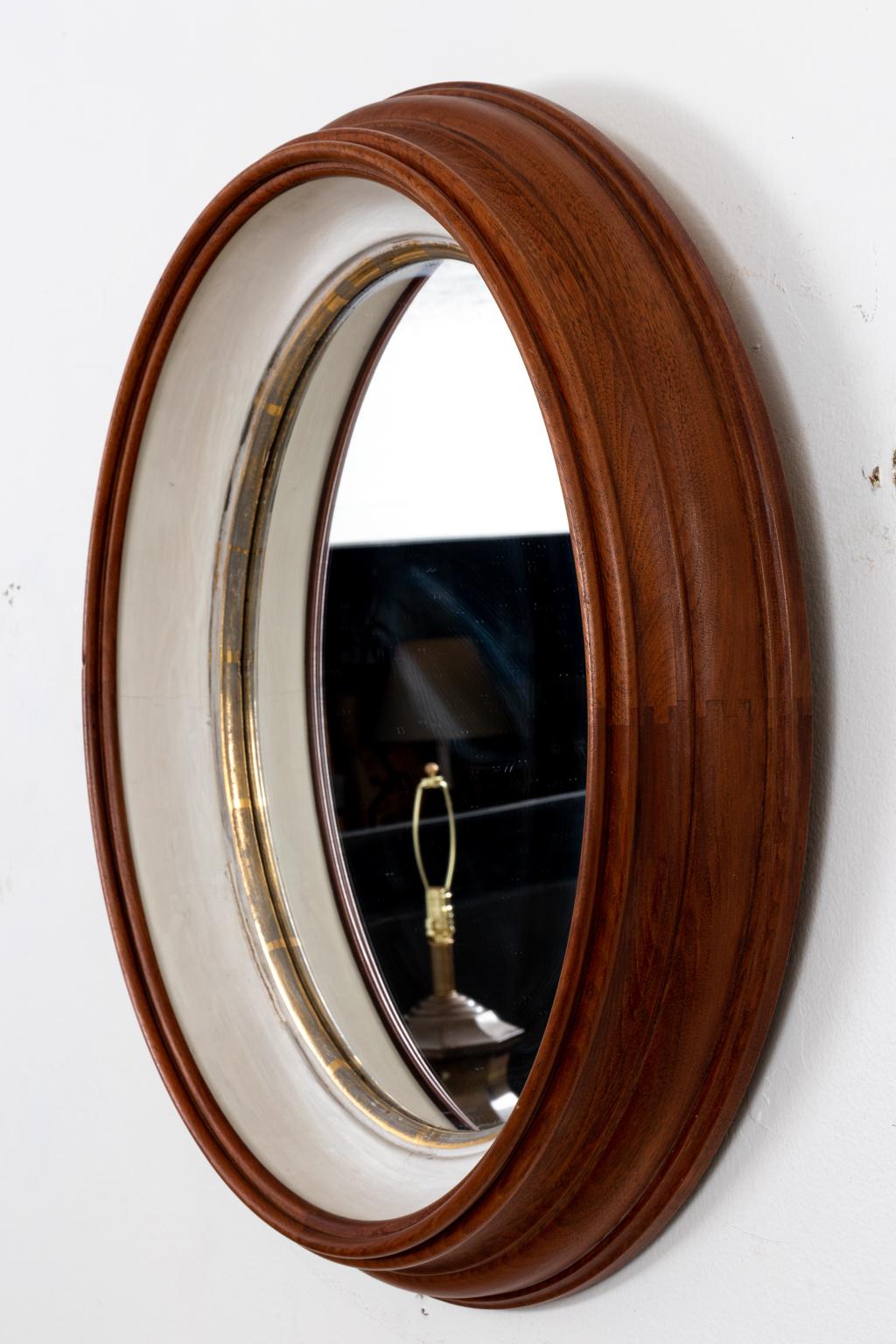 Pair of Antique Deep Oval Mirrors In Good Condition In Stamford, CT