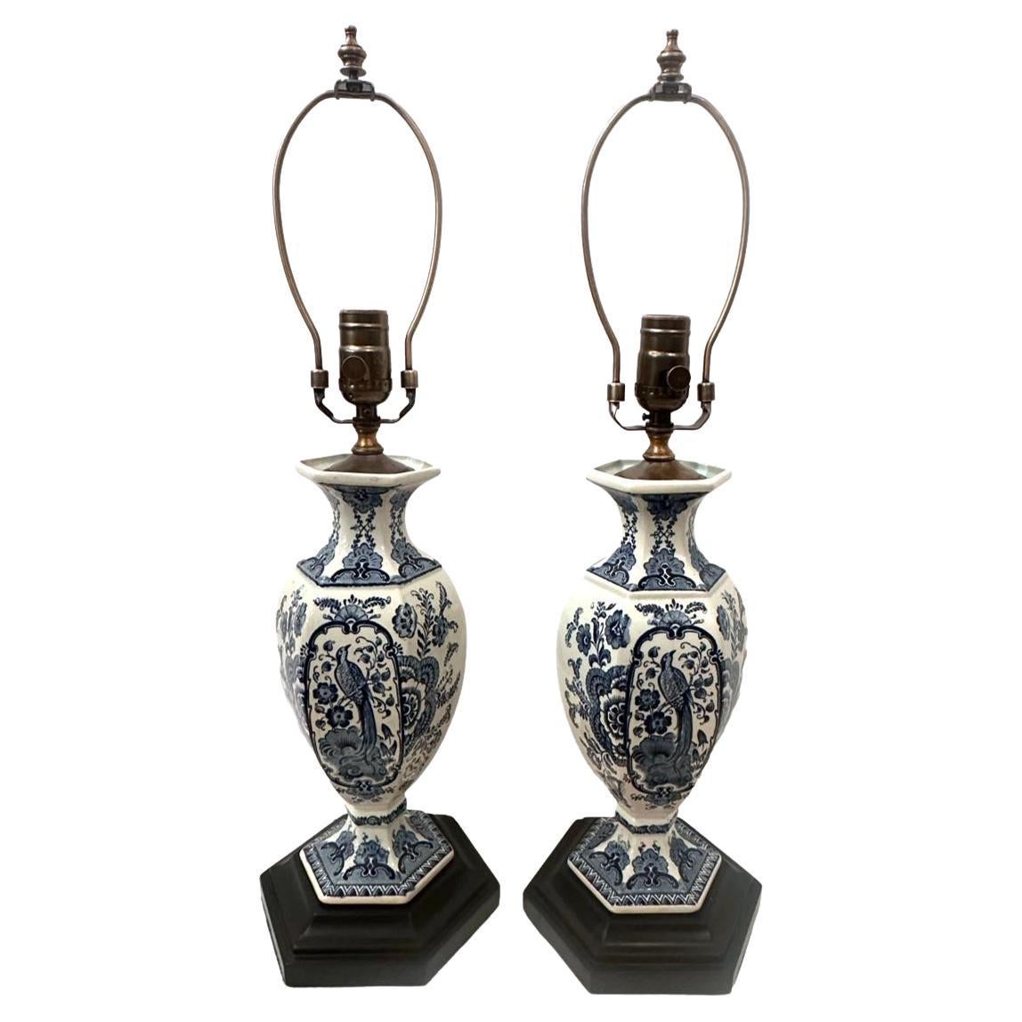 Paire de lampes anciennes de Delft en vente