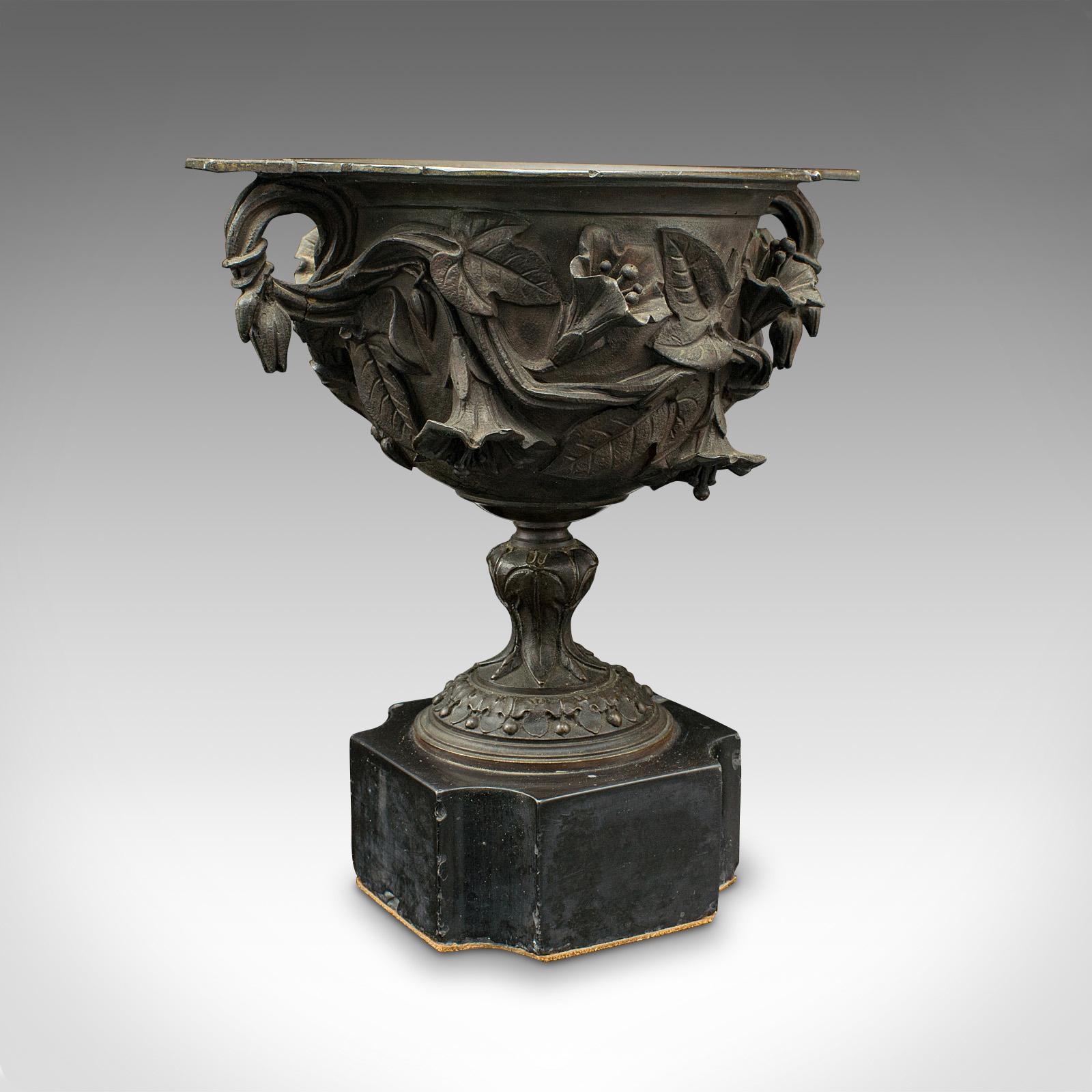 Paar antike Trinkgläser, Italienisch, Bronze, Kelche, Grand Tour, viktorianisch (19. Jahrhundert) im Angebot