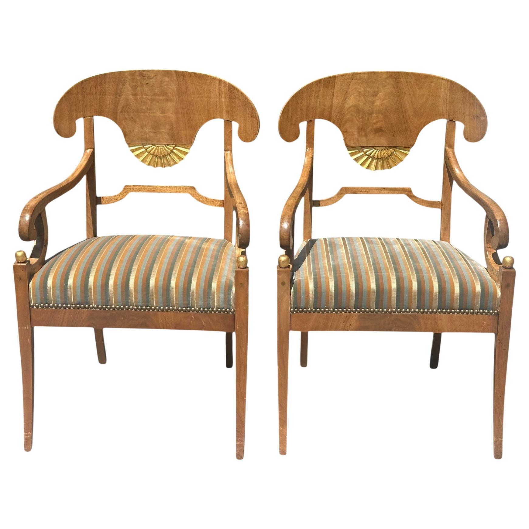 Paire d'anciennes chaises à bras Biedermeier du début du 19ème C.