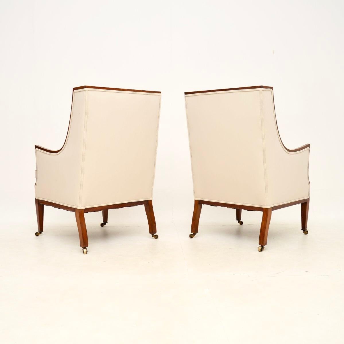 Early 20th Century Pair of Antique Edwardian Armchairs For Sale