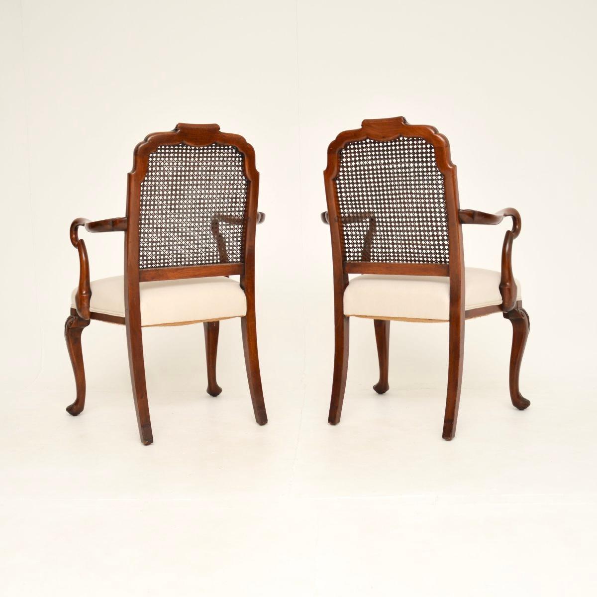 Pair of Antique Edwardian Lacquered Walnut and Cane Armchairs im Zustand „Gut“ im Angebot in London, GB