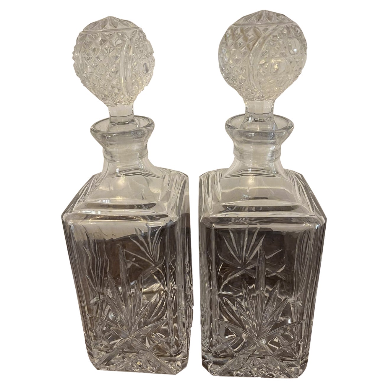 Paar antike edwardianische Glaskaraffen