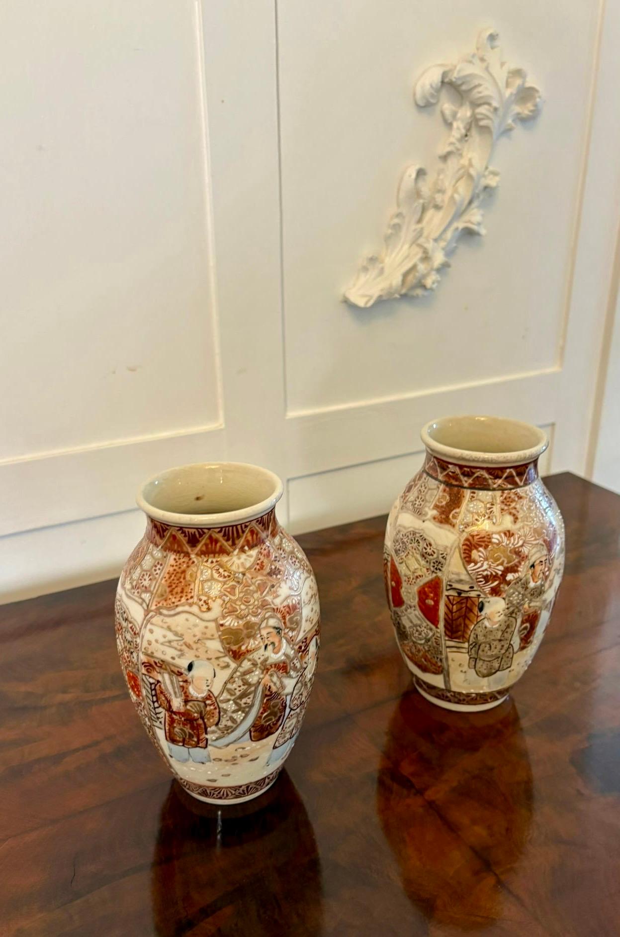 Pair of Antique Edwardian Quality Satsuma Vases For Sale 5