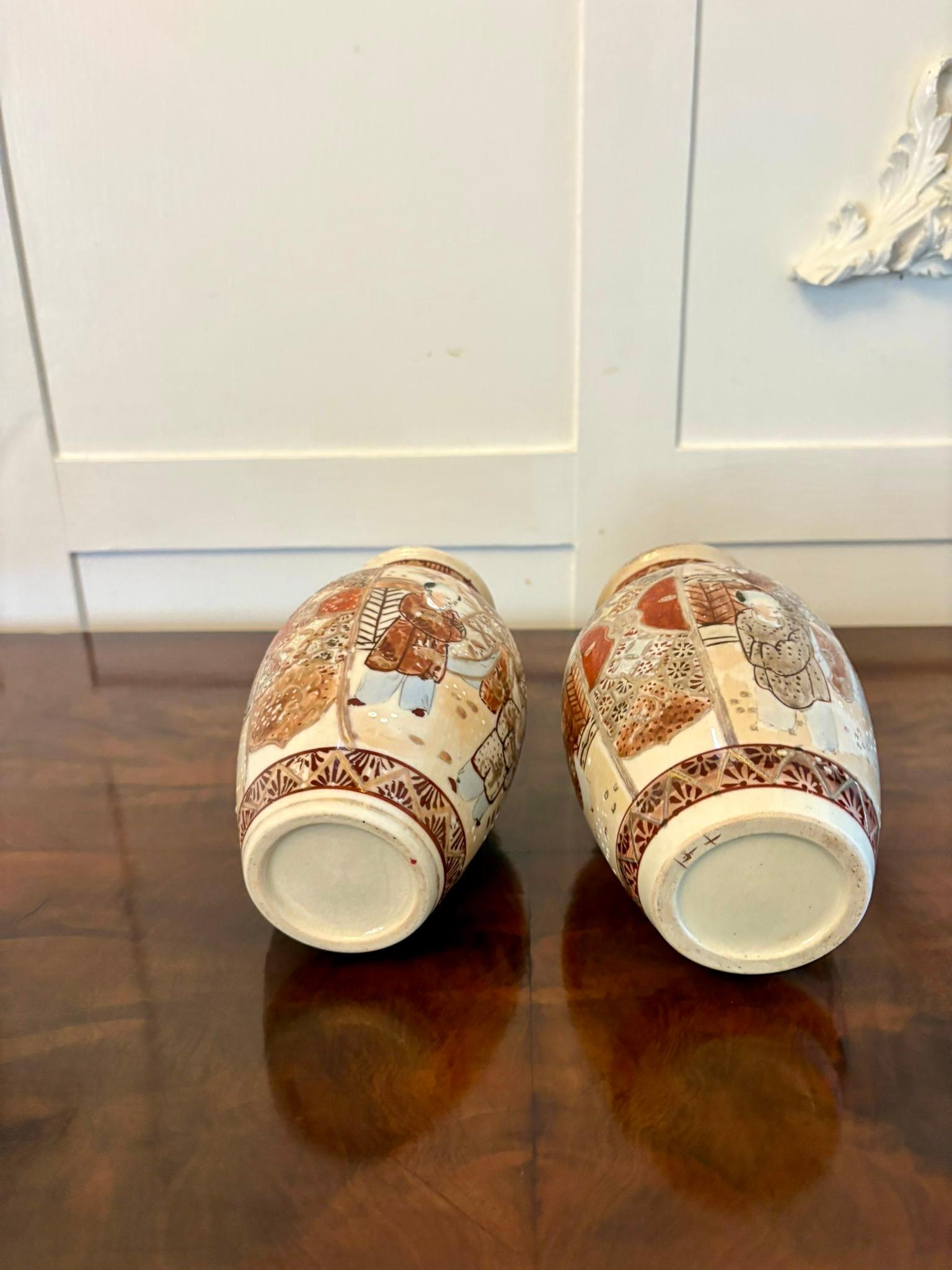 Pair of antique Edwardian quality satsuma vases having wonderful hand painted panels in red, gold, blue and white decorated with wisemen.

In perfect original condition.

Dimensions:
Height 18.5 cm (7.28 in)
Width 10 cm (3.94 in)
Depth 10 cm (3.94