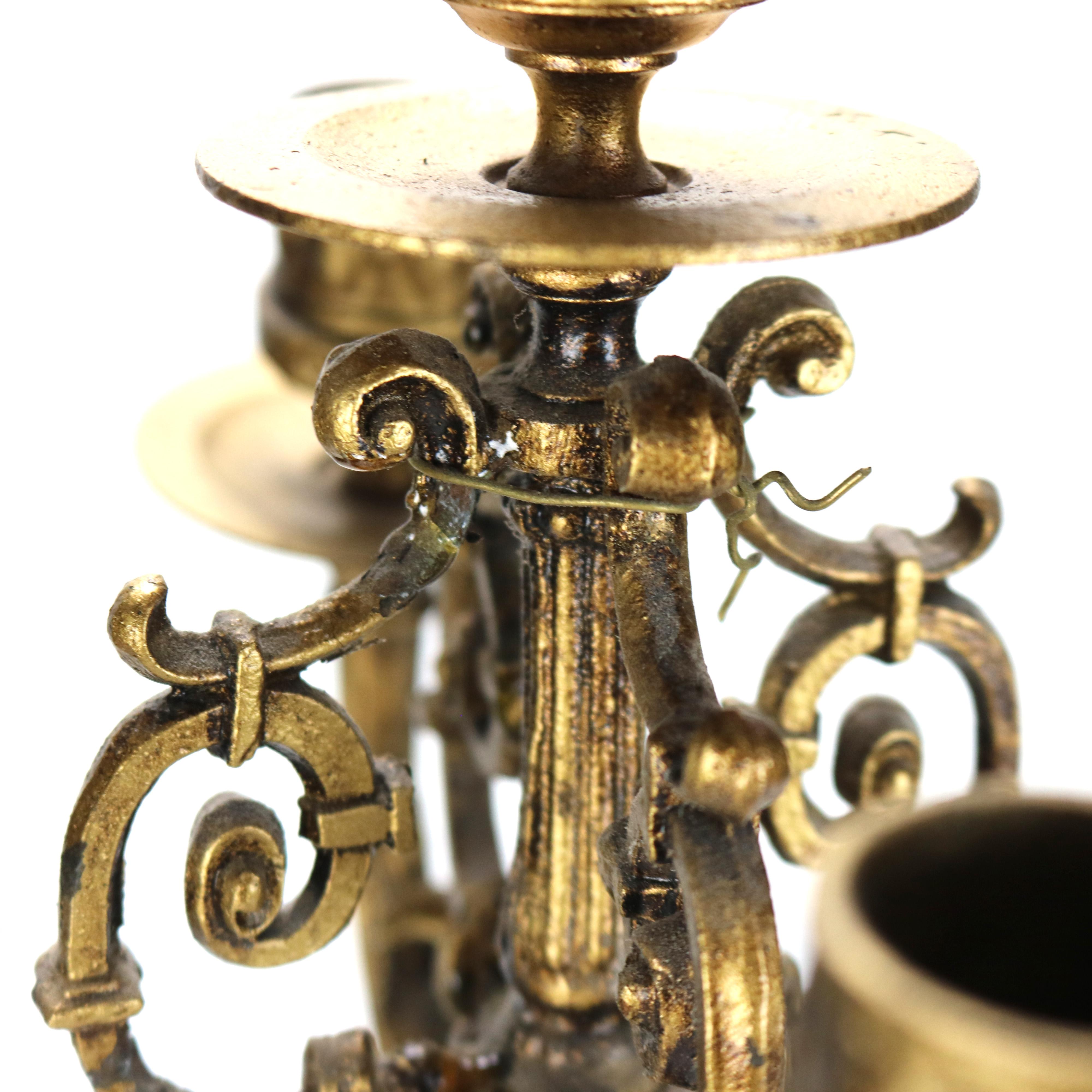 Coppia di antichi candelabri a cinque luci in stile revival egiziano C1890 in vendita 6