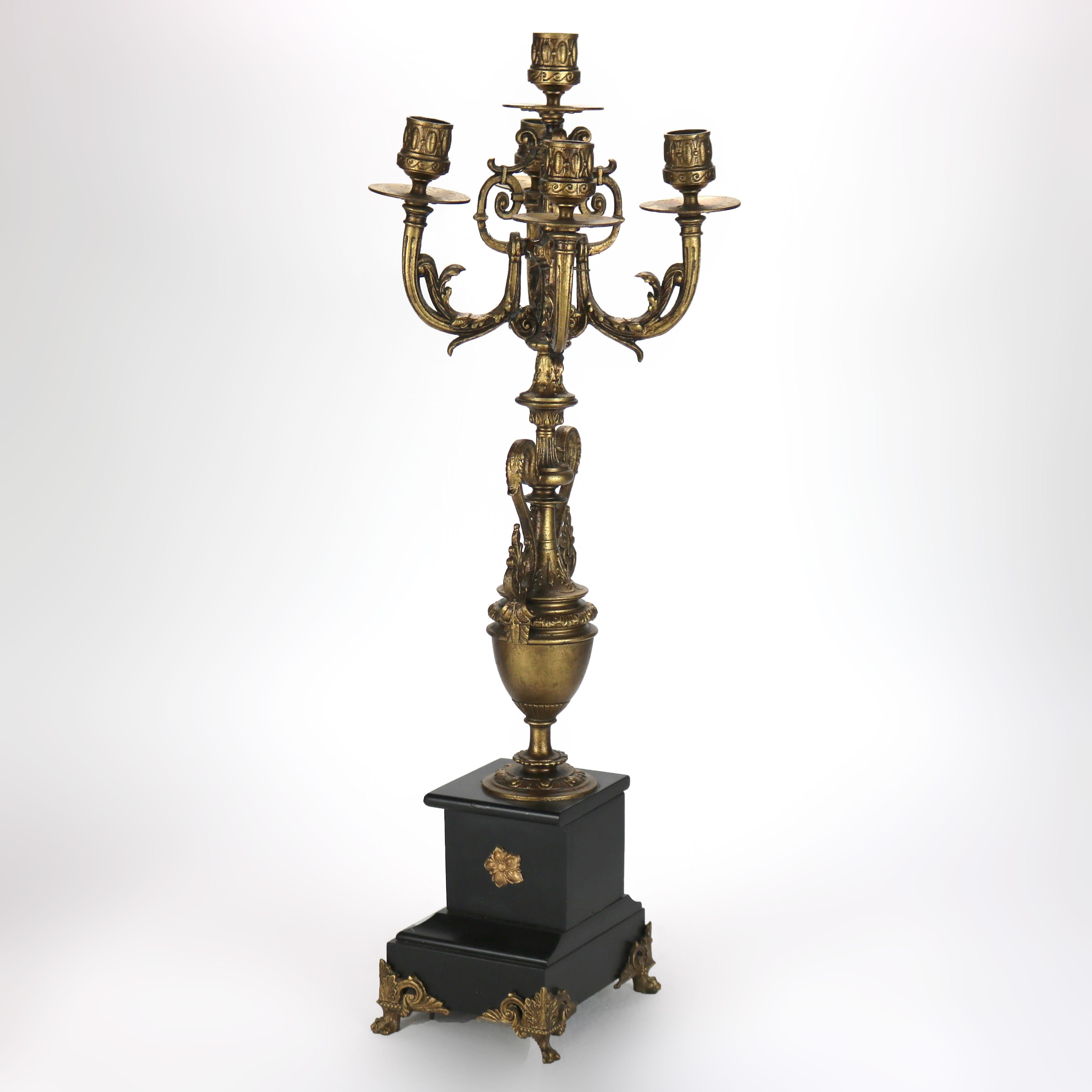 Coppia di antichi candelabri a cinque luci in stile revival egiziano C1890 In condizioni buone in vendita a Big Flats, NY
