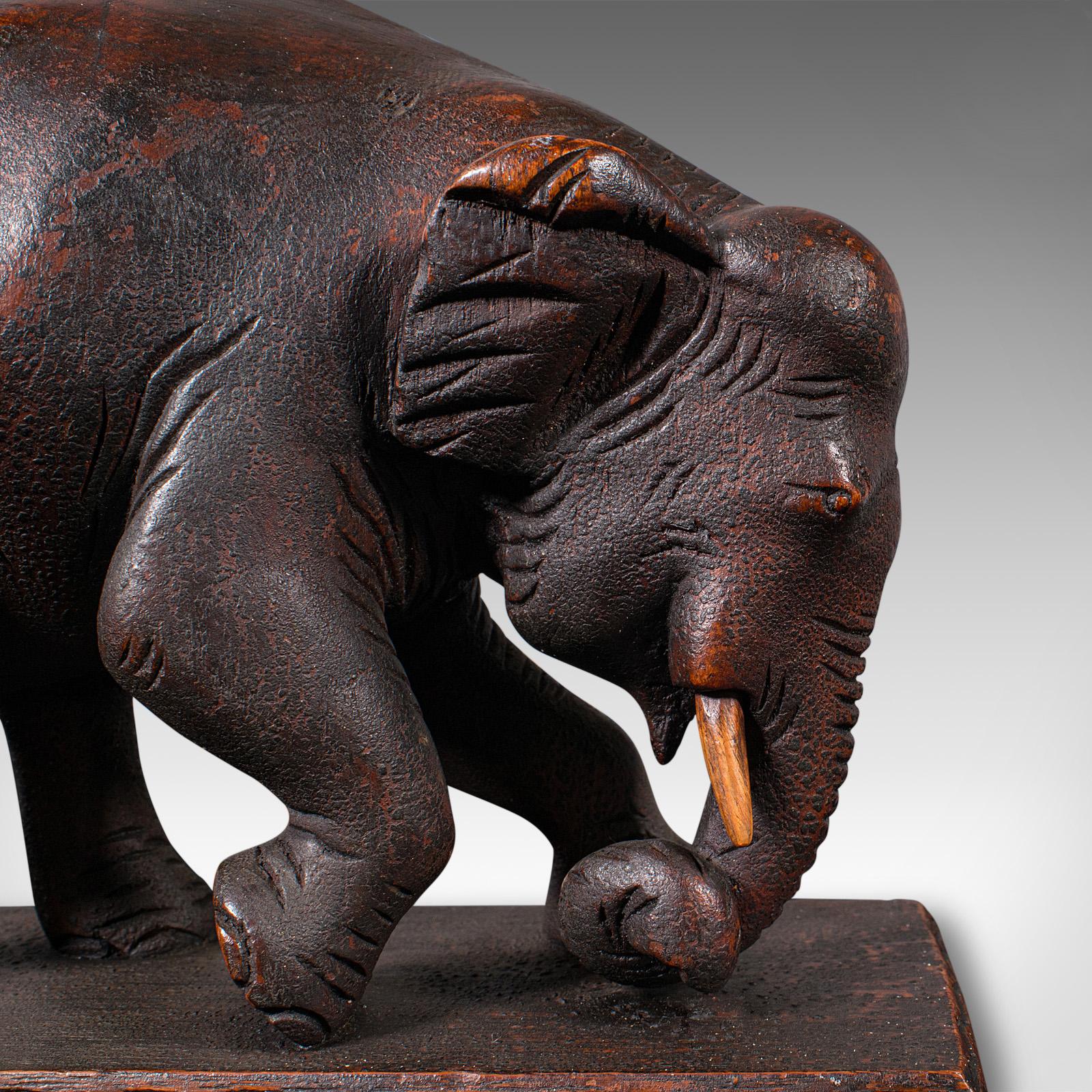 Wood Pair Of Antique Elephant Bookends, English, Book Rest, Home Library, Victorian For Sale