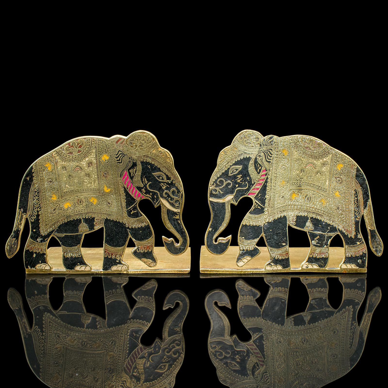 Pair of Antique Elephant Bookends, Indian Brass Decorative Book Rests, Victorian In Good Condition For Sale In Hele, Devon, GB