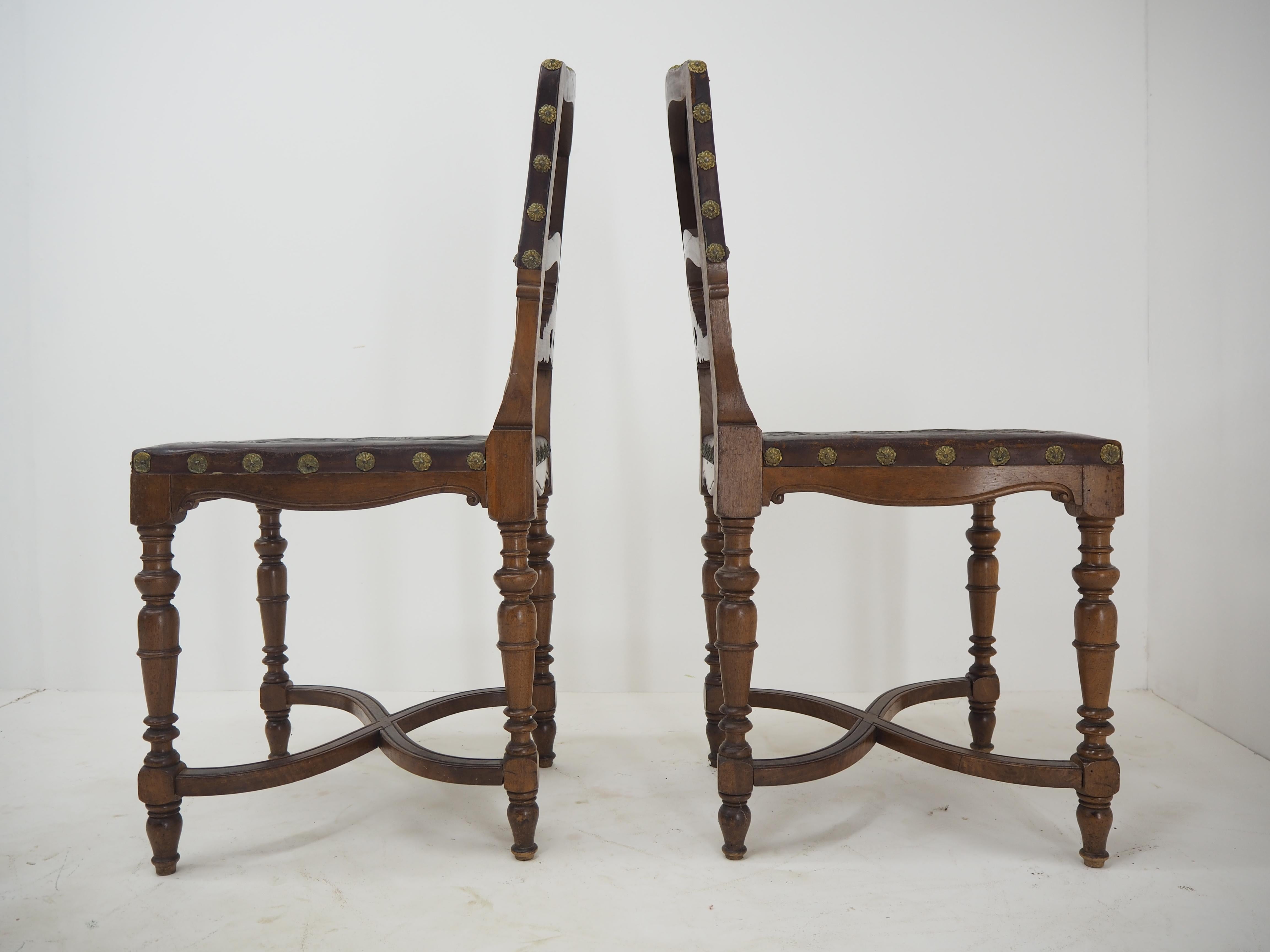 Pair of Antique Embossed Leather Chairs In Good Condition In Praha, CZ