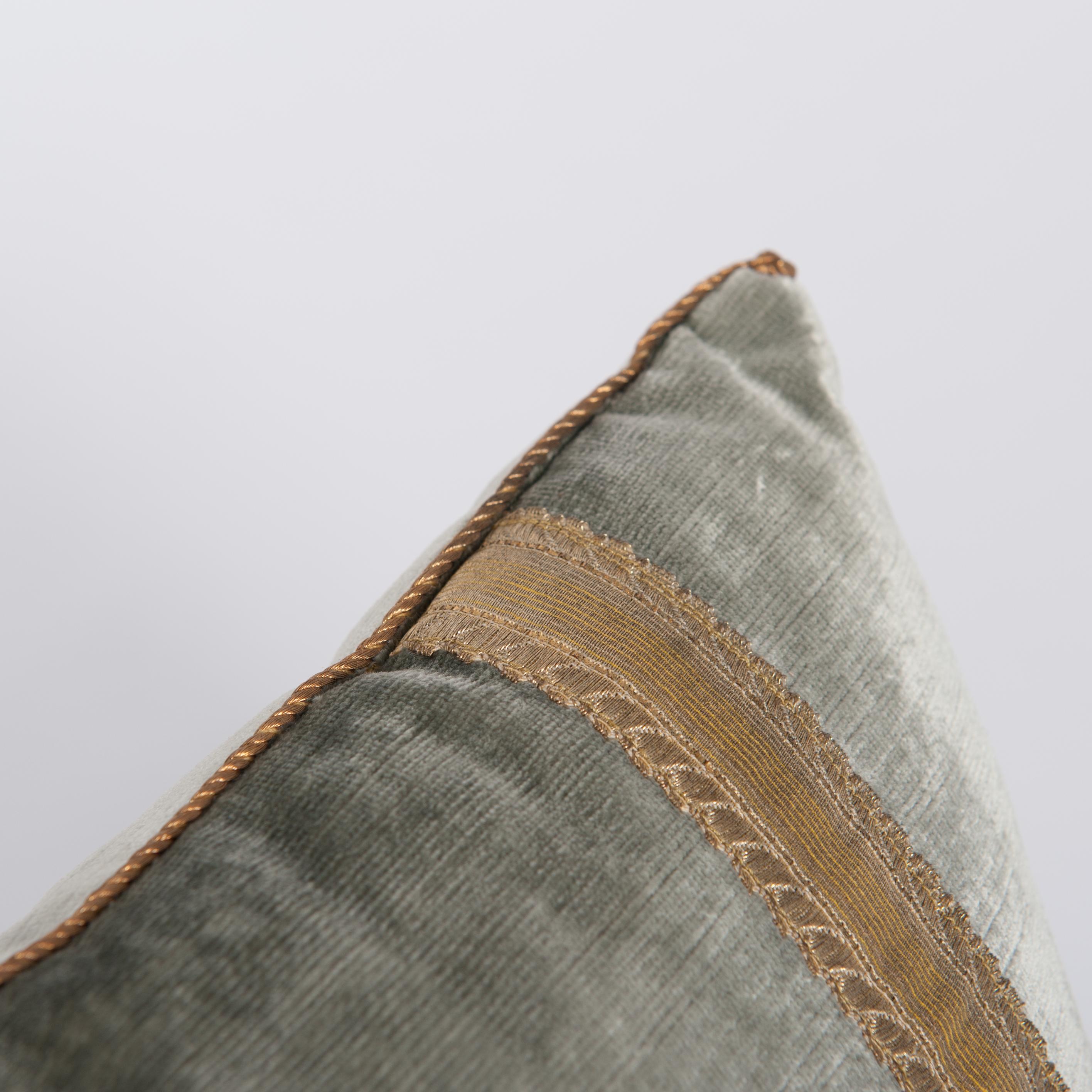 Pair of Pastel Green Colored Velvet Pillows with Antique Metallic Embroidery For Sale 2