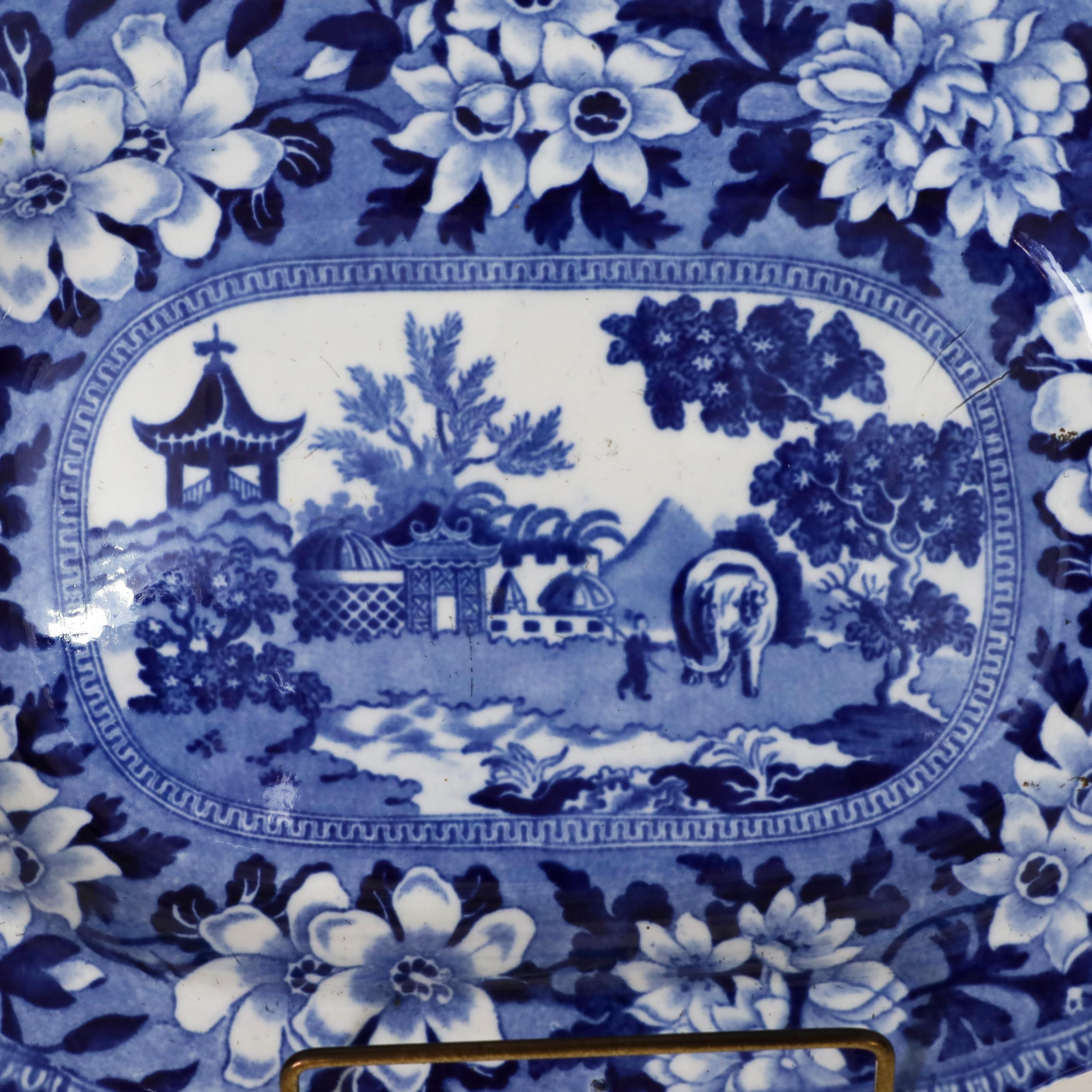 Pair of Antique English Blue and White Chinoiserie Transfer Earthenware Dishes In Good Condition For Sale In Palm Beach, FL