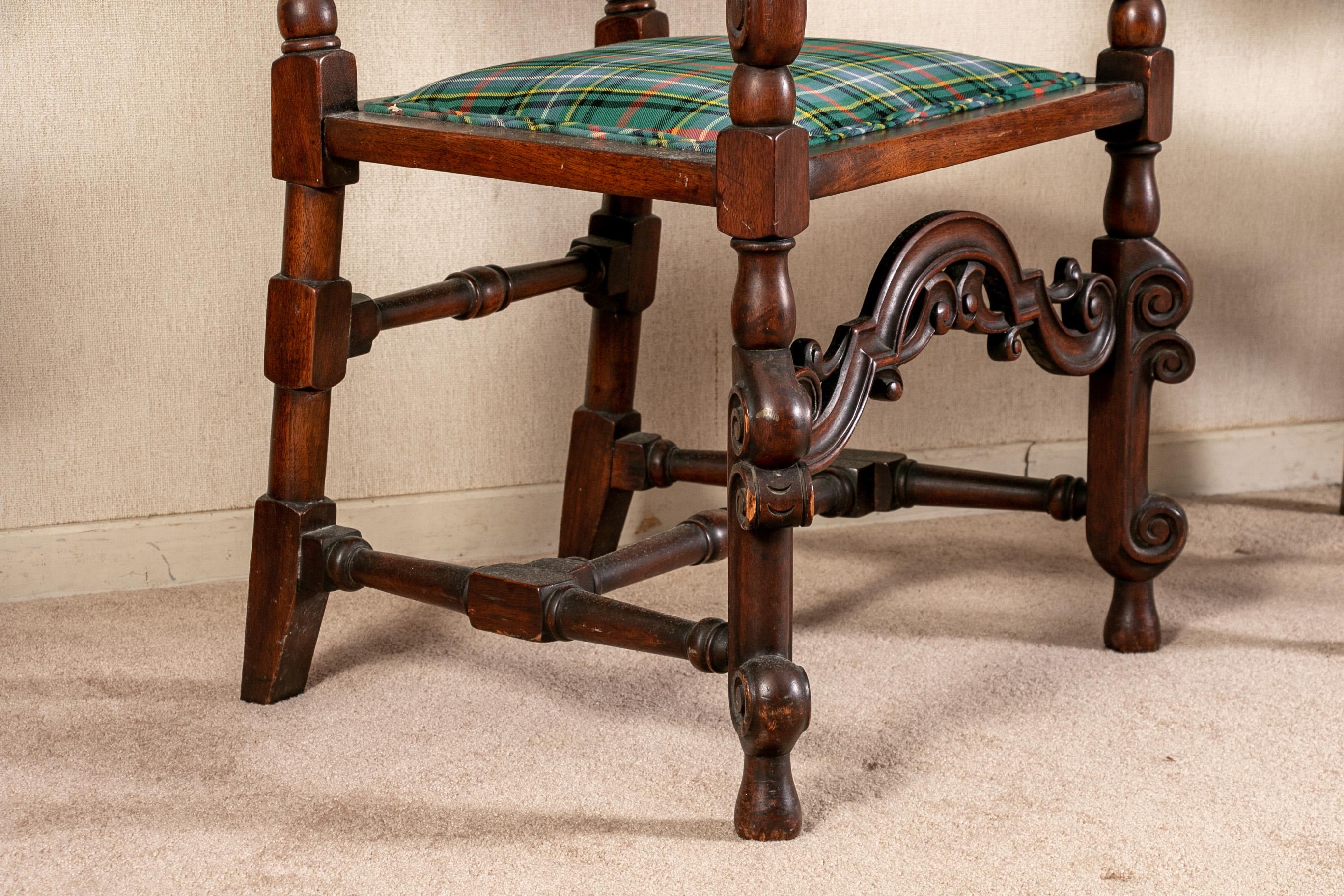 Pair of Antique English Carved Hall Chairs in a Tartan Plaid In Good Condition In Bridgeport, CT