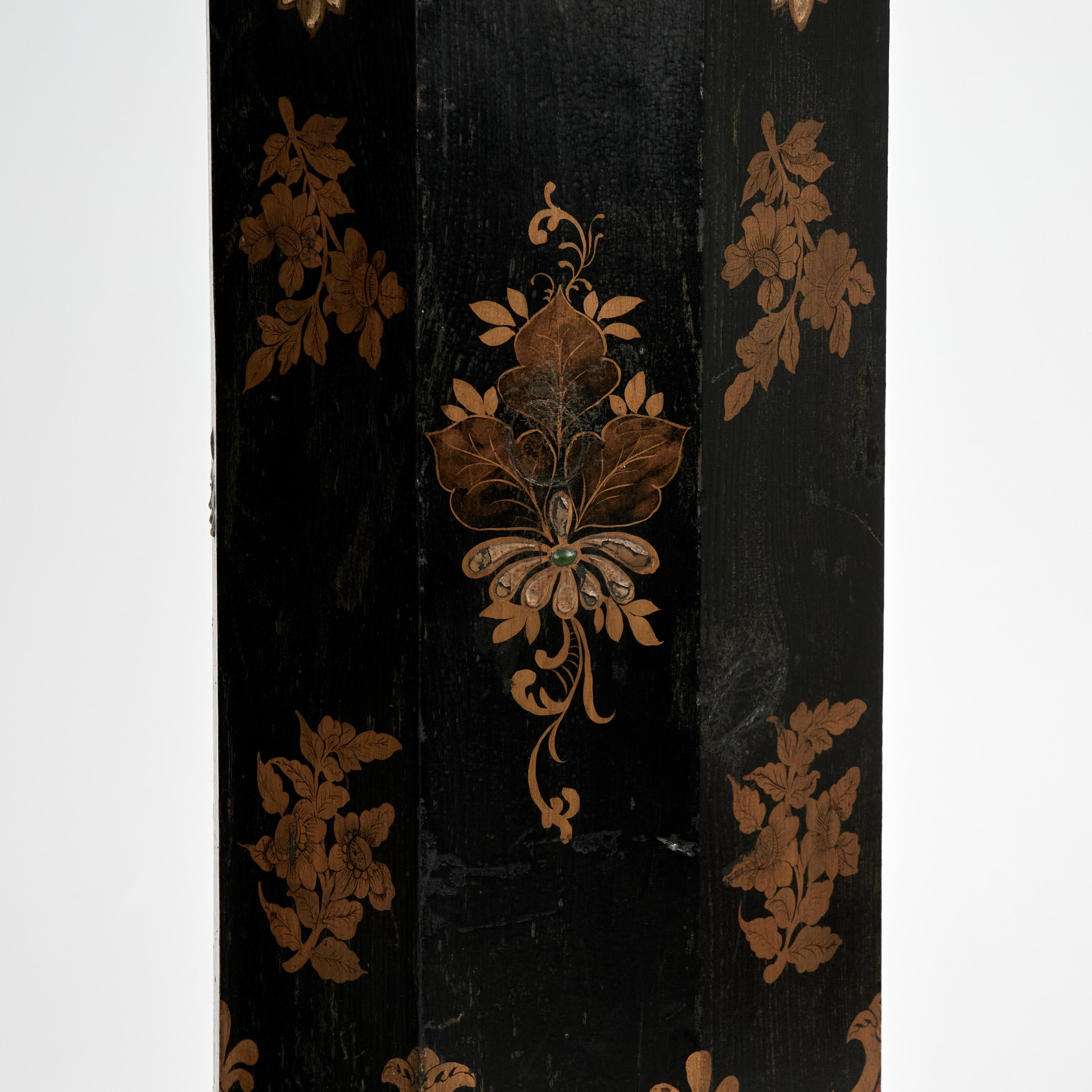Paire de piédestaux anciens de style chinoiserie anglaise Bon état - En vente à Palm Beach, FL