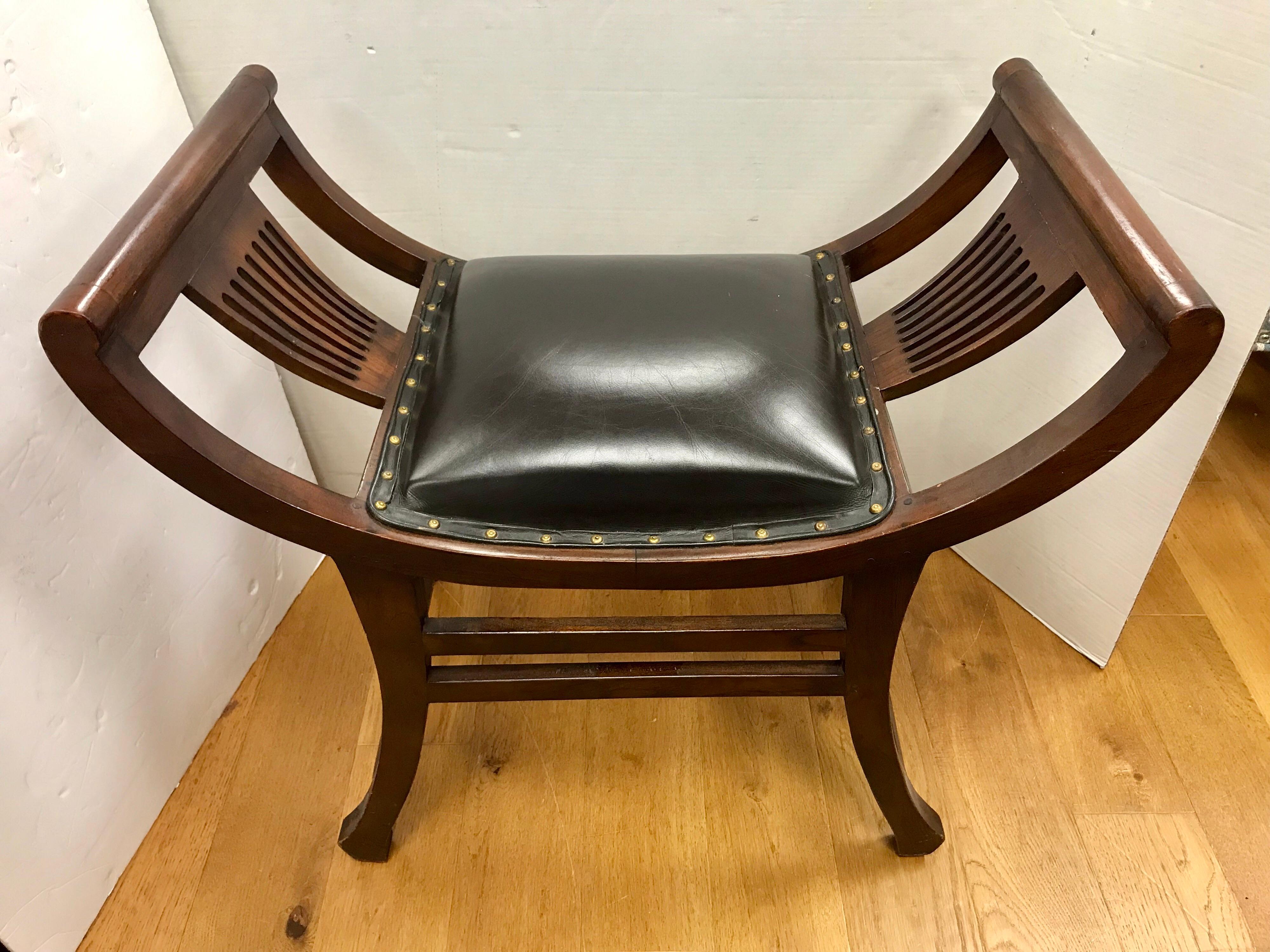 Late 19th Century Pair of Antique English Curved Slatted Mahogany Black Leather Benches Stools