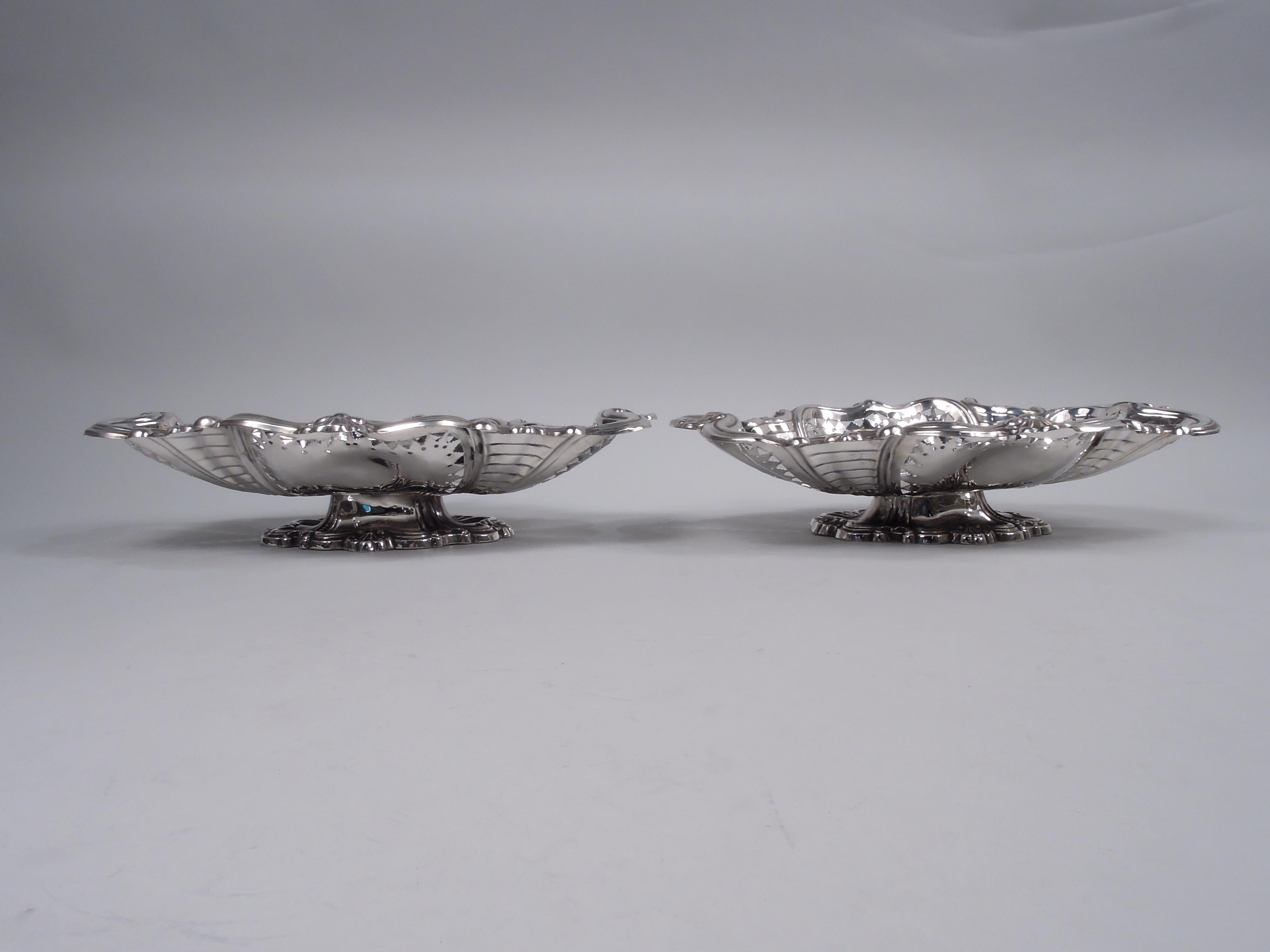 Pareja de antiguas paneras inglesas eduardianas clásicas de plata de ley, 1902 Eduardiano
