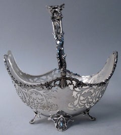 Pair of Antique English Edwardian Sterling Silver Baskets, 1932