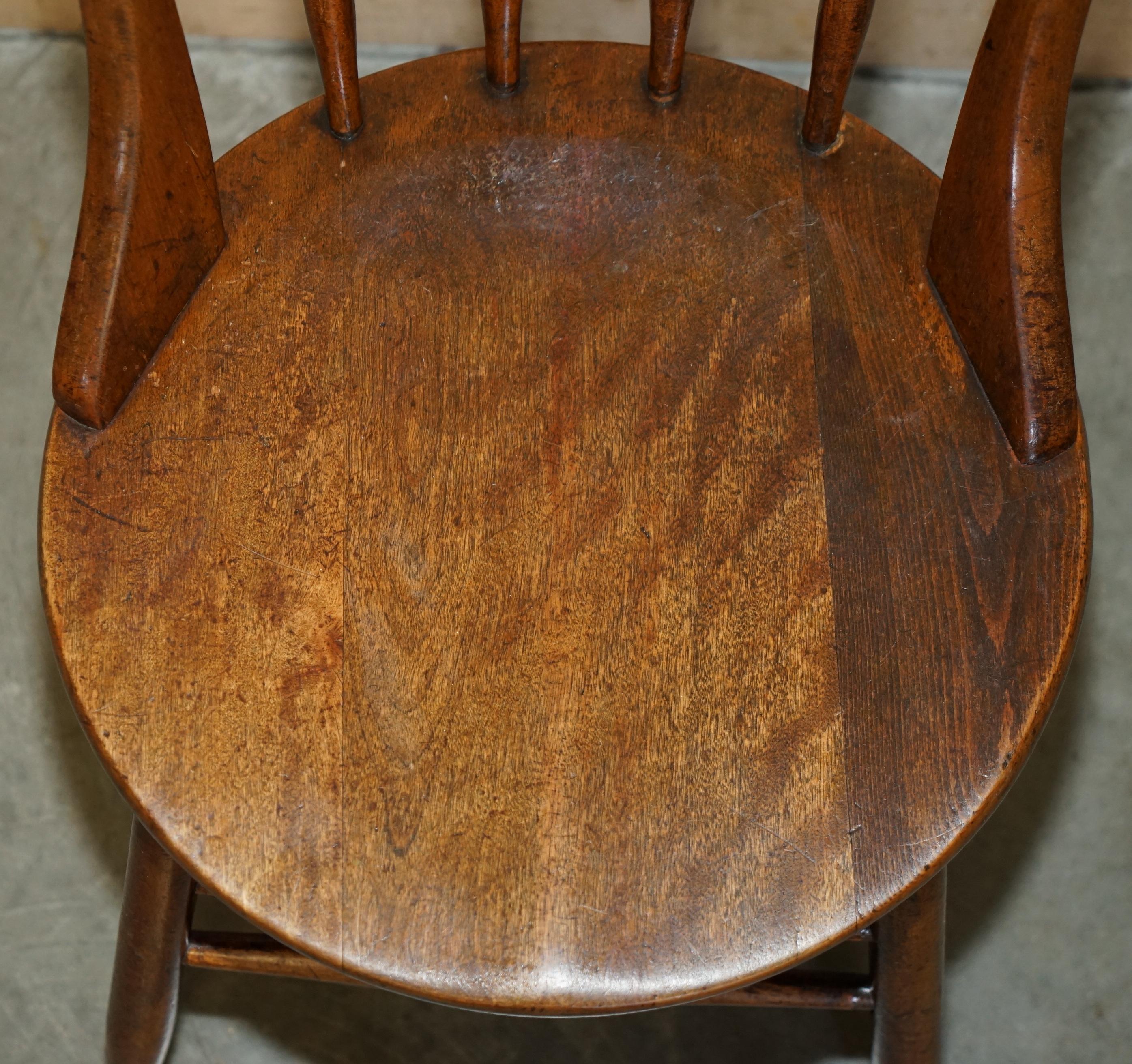 PAiR OF ANTIQUE ENGLISH ELM WINDSOR STICK BACK CHAIRS STAMPED LEA HALL INFANTRY For Sale 11