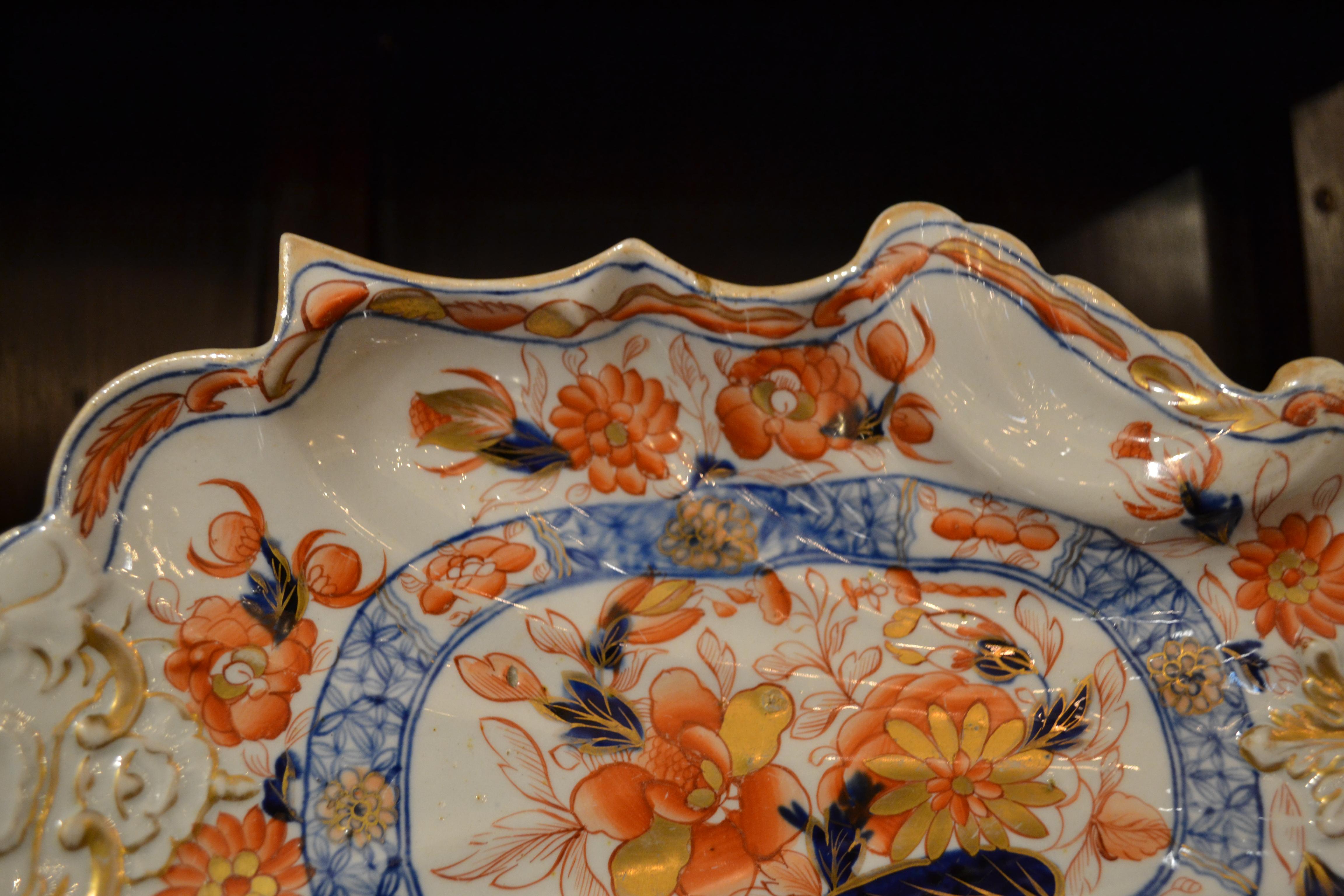 Pair of Antique English Mason's Ironstone Platters In Good Condition In New Orleans, LA