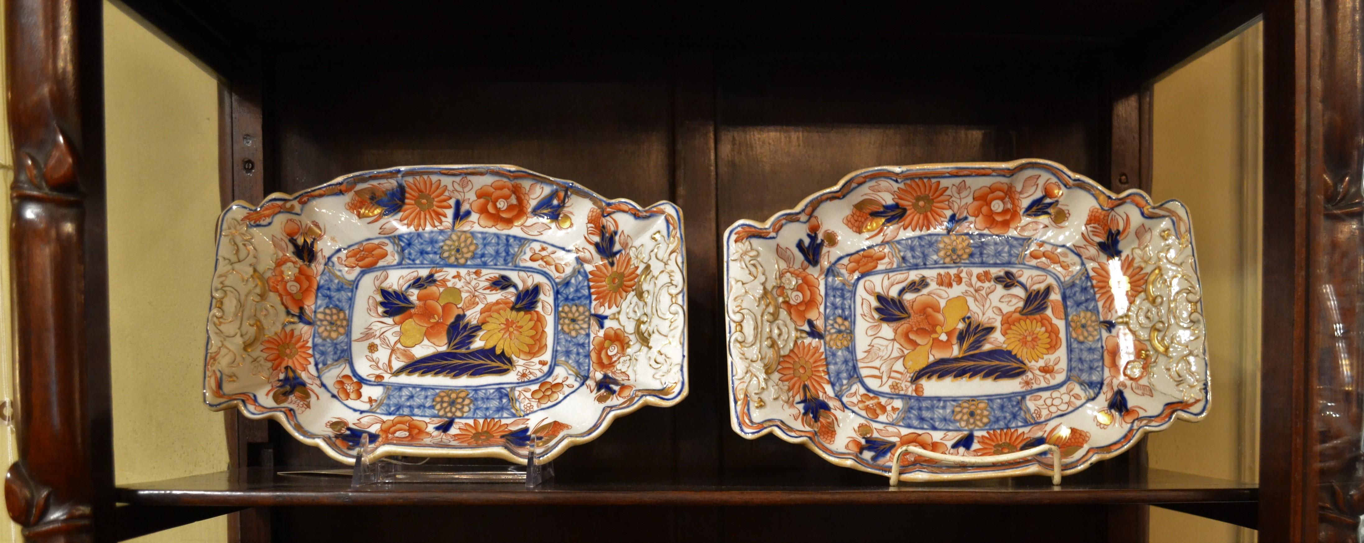 Pair of Antique English Mason's Ironstone Platters For Sale 2