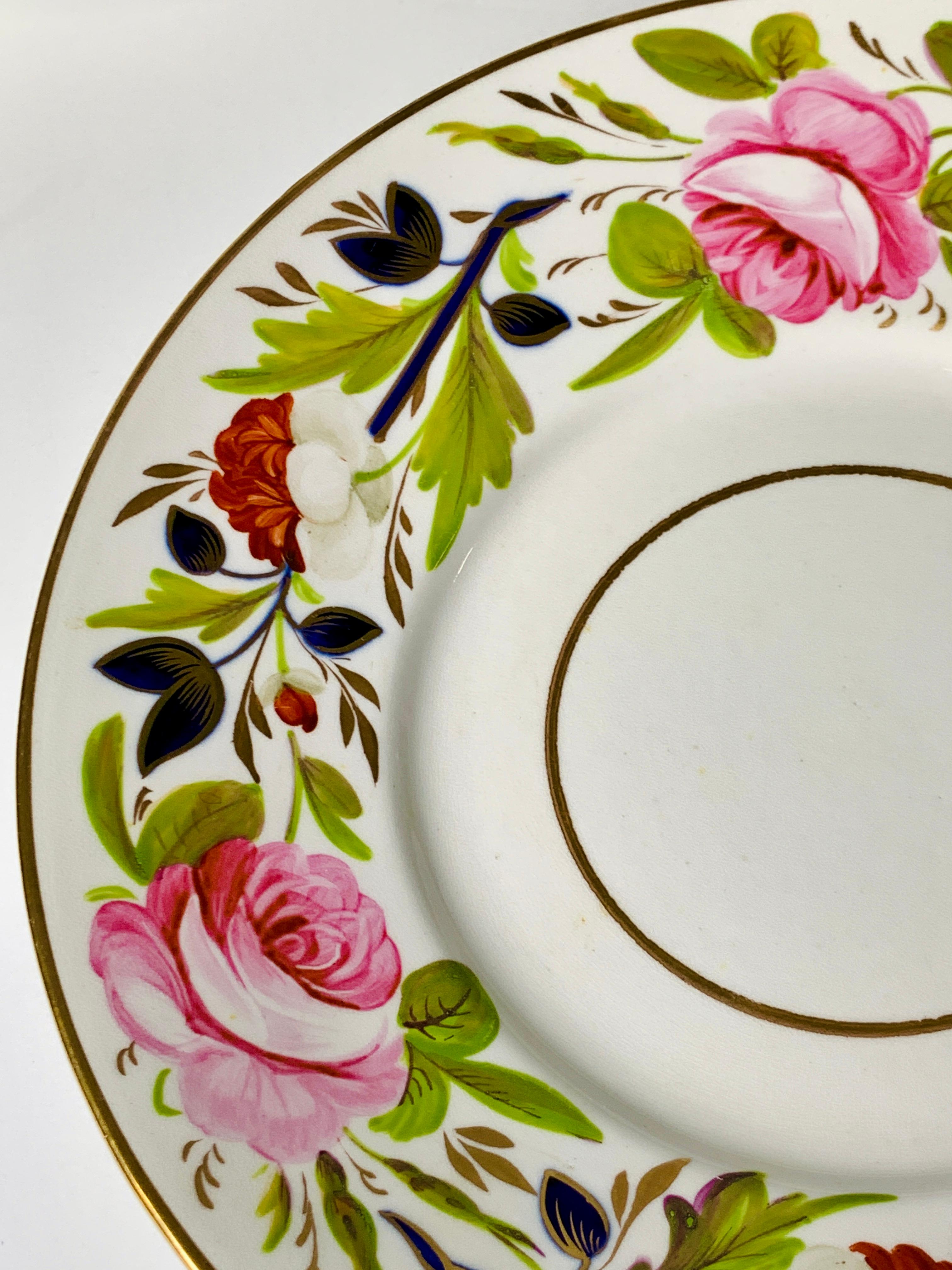 Paire de plats anciens en porcelaine anglaise avec roses peintes à la main, Angleterre, vers 1830 en vente 3