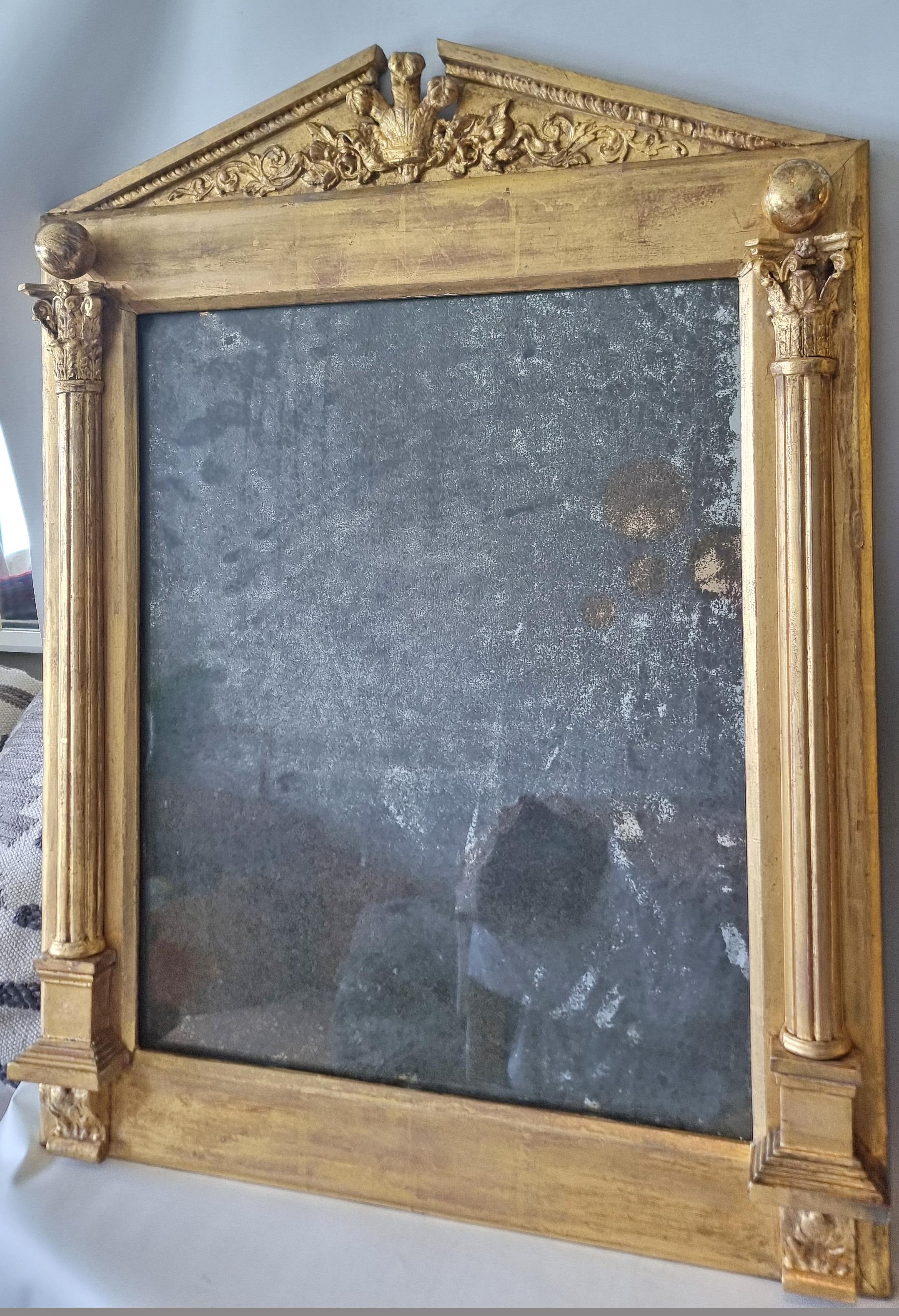 Anglais Paire d'anciens miroirs dorés de style Régence anglaise en vente