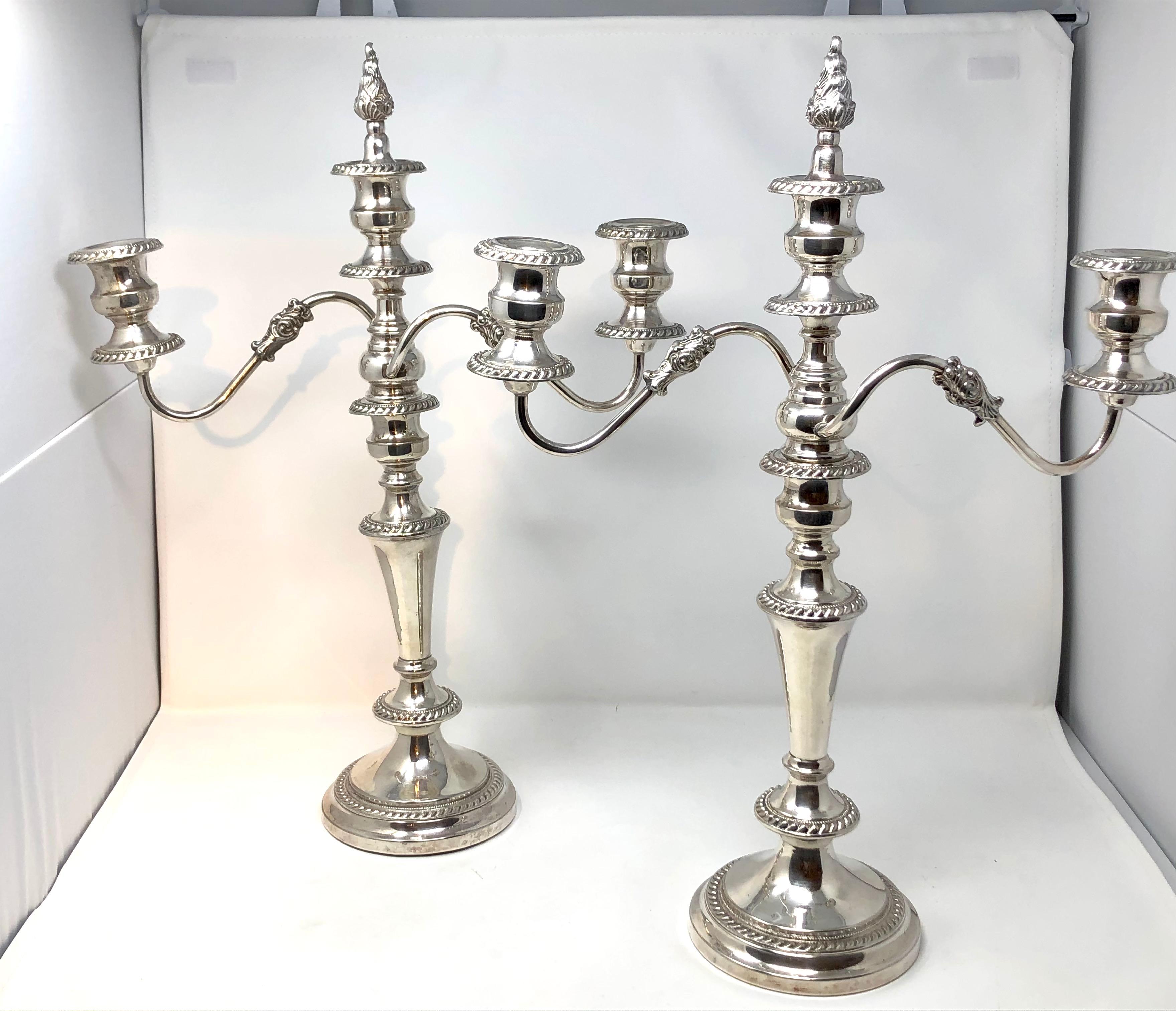 Pair of Antique English Sheffield Silver-Plate Candelabra, Circa 1890 In Good Condition For Sale In New Orleans, LA