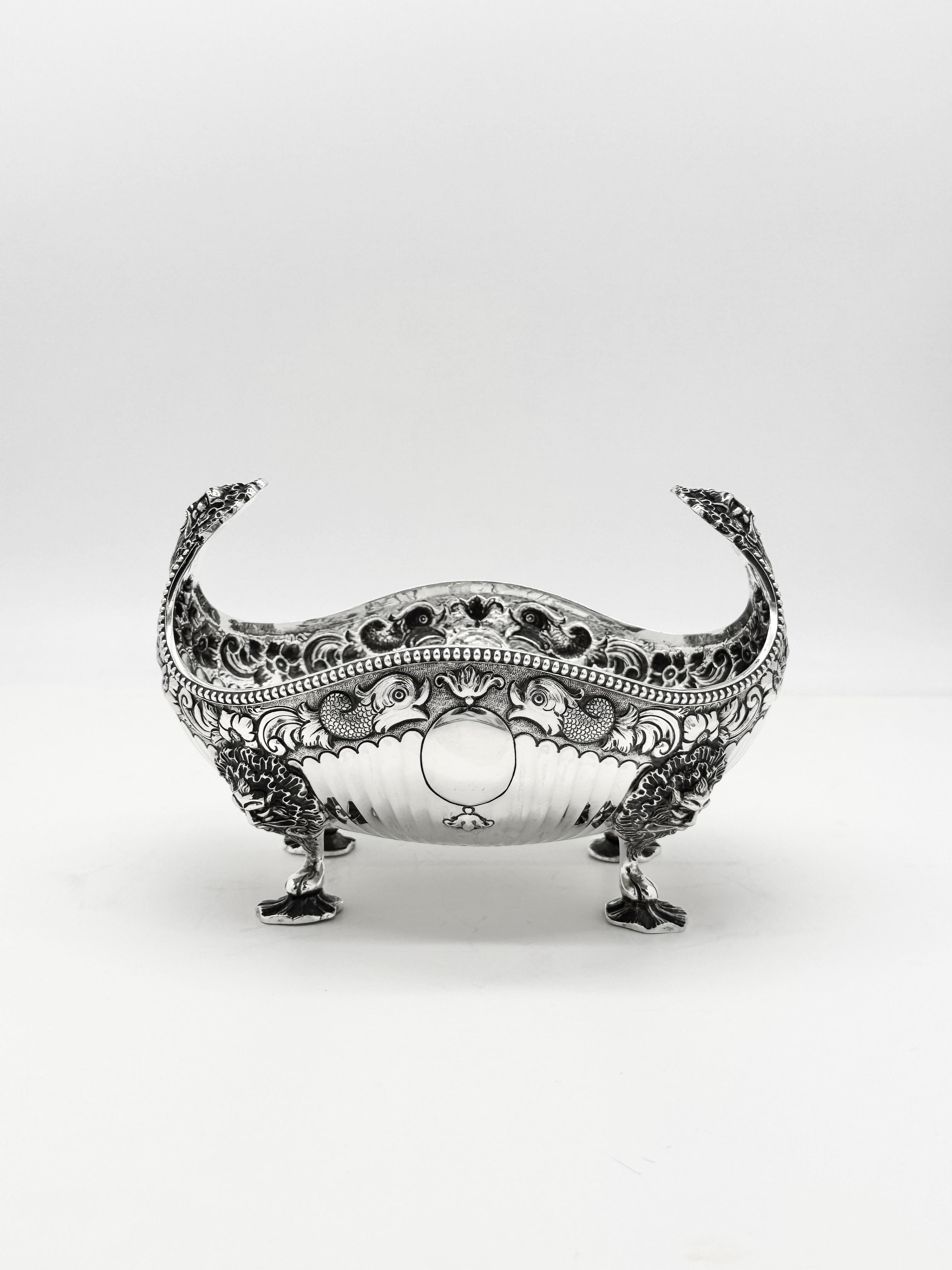Paire de plats à fruits anciens en argent sterling anglais Bon état - En vente à London, GB