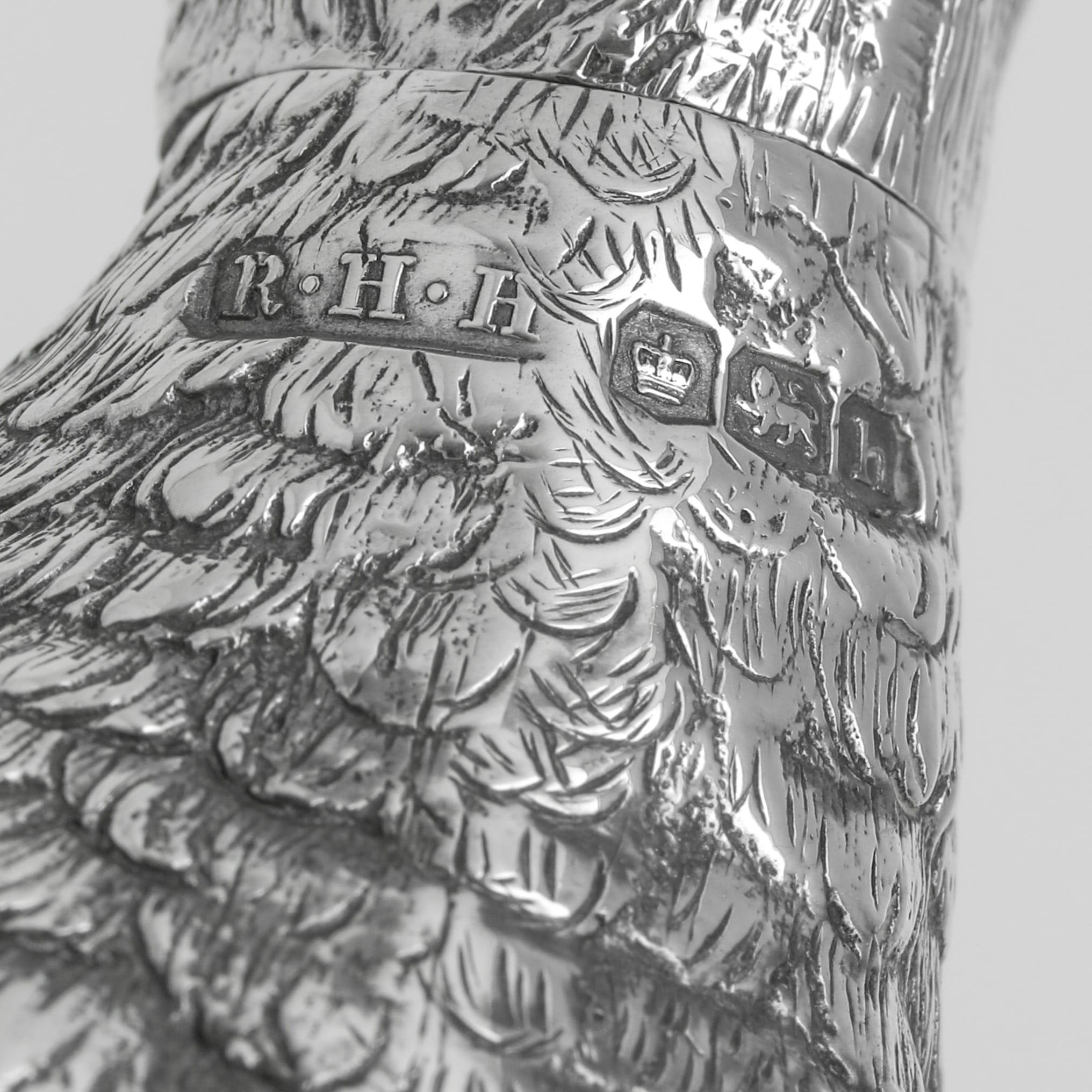 Coppia di antichi modelli di fagiani inglesi in argento sterling realizzati nel 1925 in vendita 4
