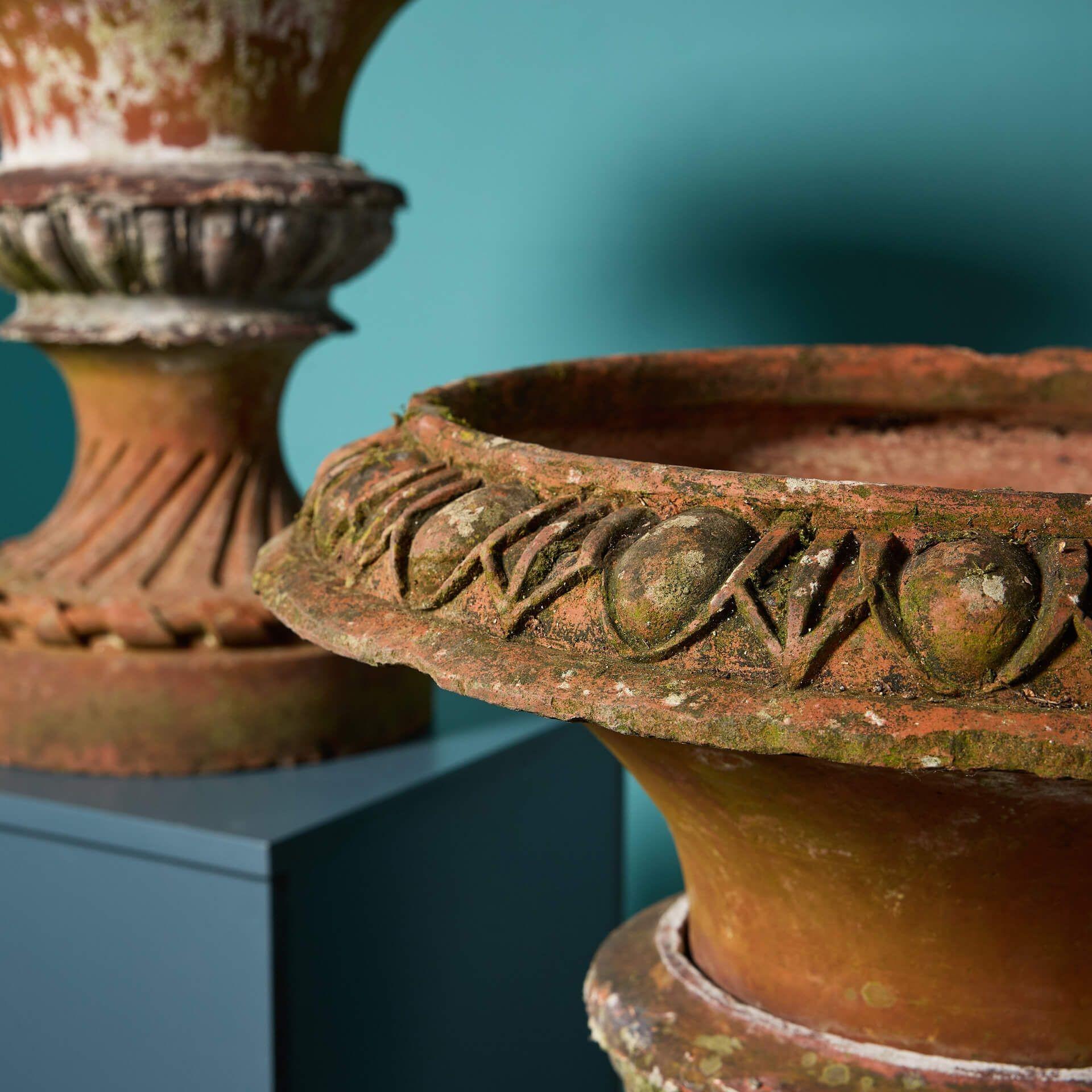 Pareja de antiguas jardineras inglesas de terracota en Bastante bueno estado para la venta en Wormelow, Herefordshire