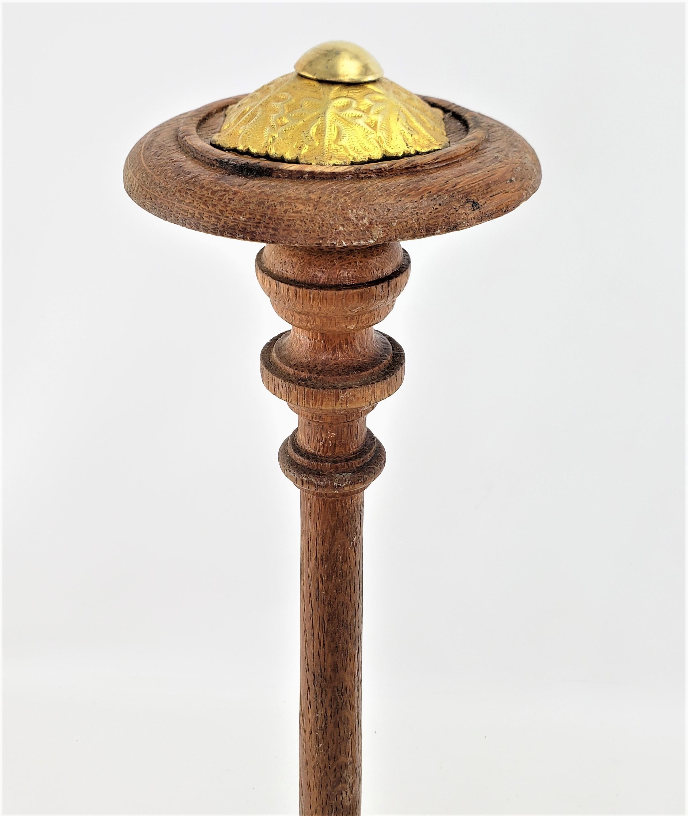 Pair of Antique English Turned Oak Mercantile Hat Stands w/ Engraved Brass Caps In Good Condition For Sale In Hamilton, Ontario