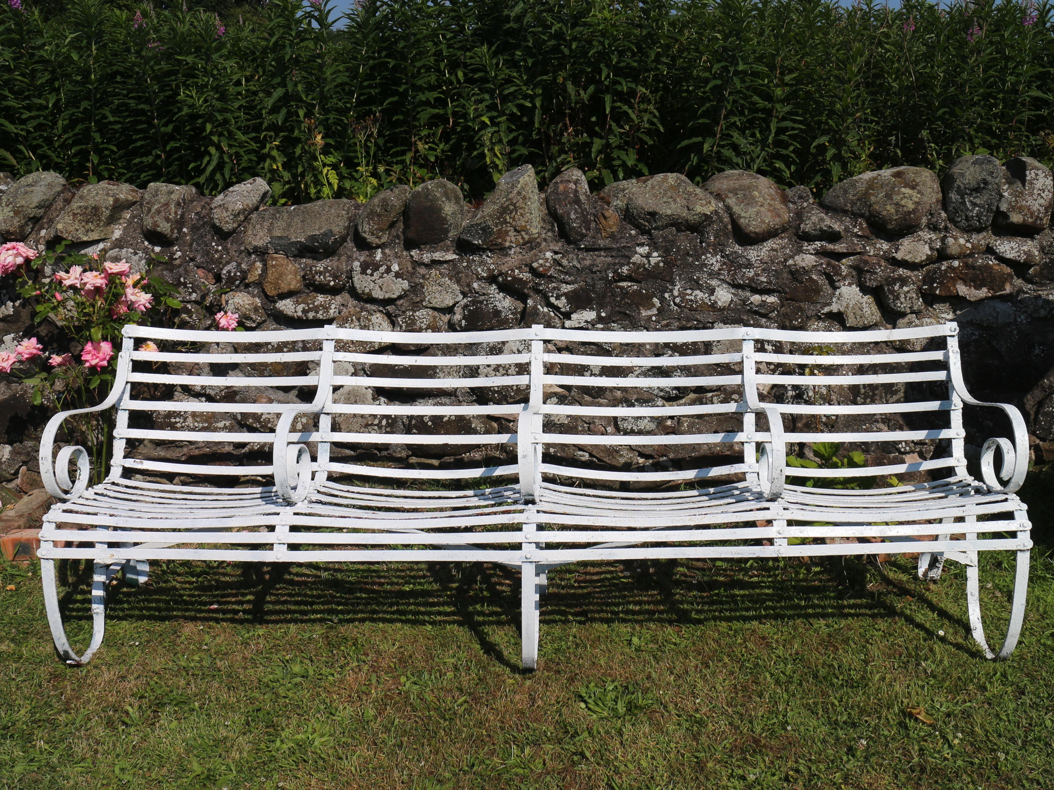 Pair of Antique English Victorian Wrought Iron Garden or Park Seats / Benches In Fair Condition For Sale In Glasgow, GB