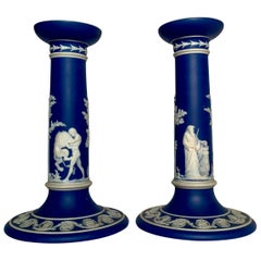 Paar antike englische Wedgwood-Kerzenständer aus Holz, um 1900
