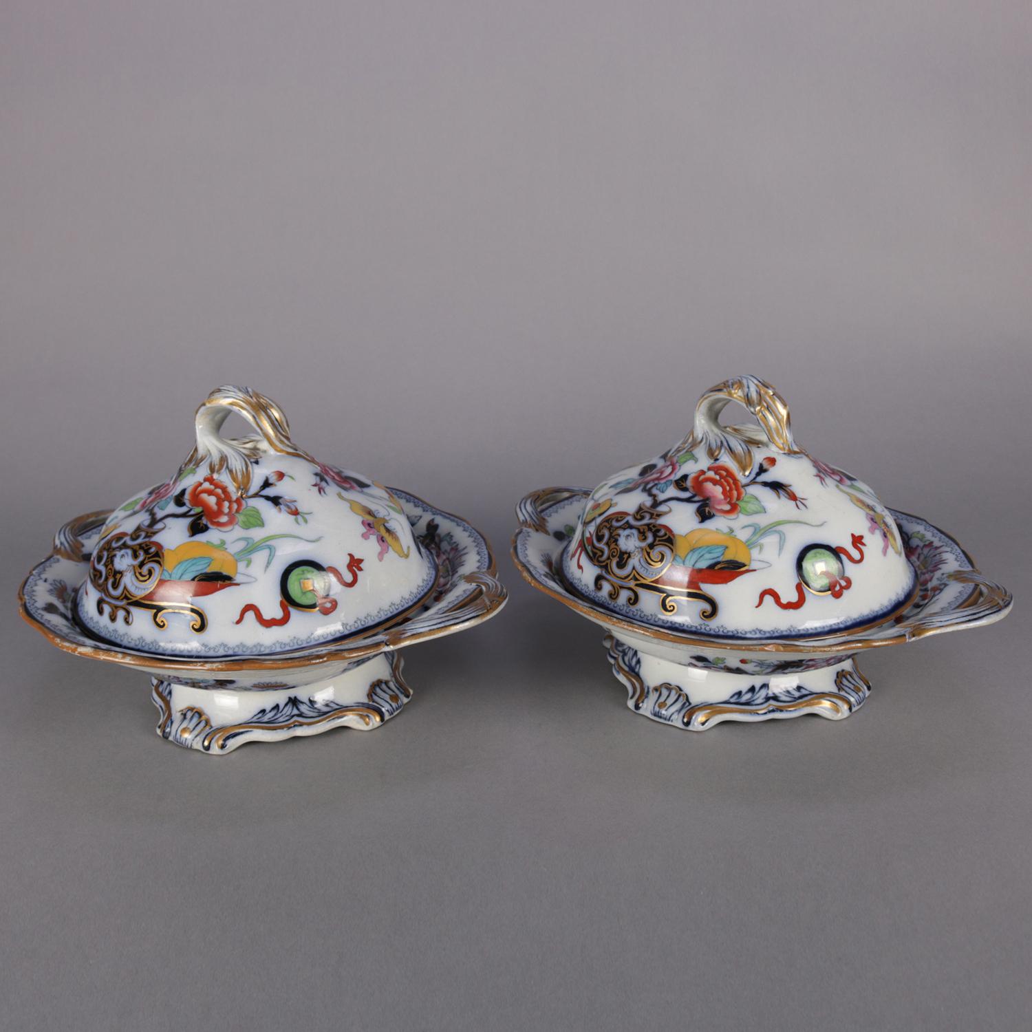 Pair of Antique English Wedgwood Noma Flow Blue and Gilt Porcelain Tureens In Good Condition In Big Flats, NY