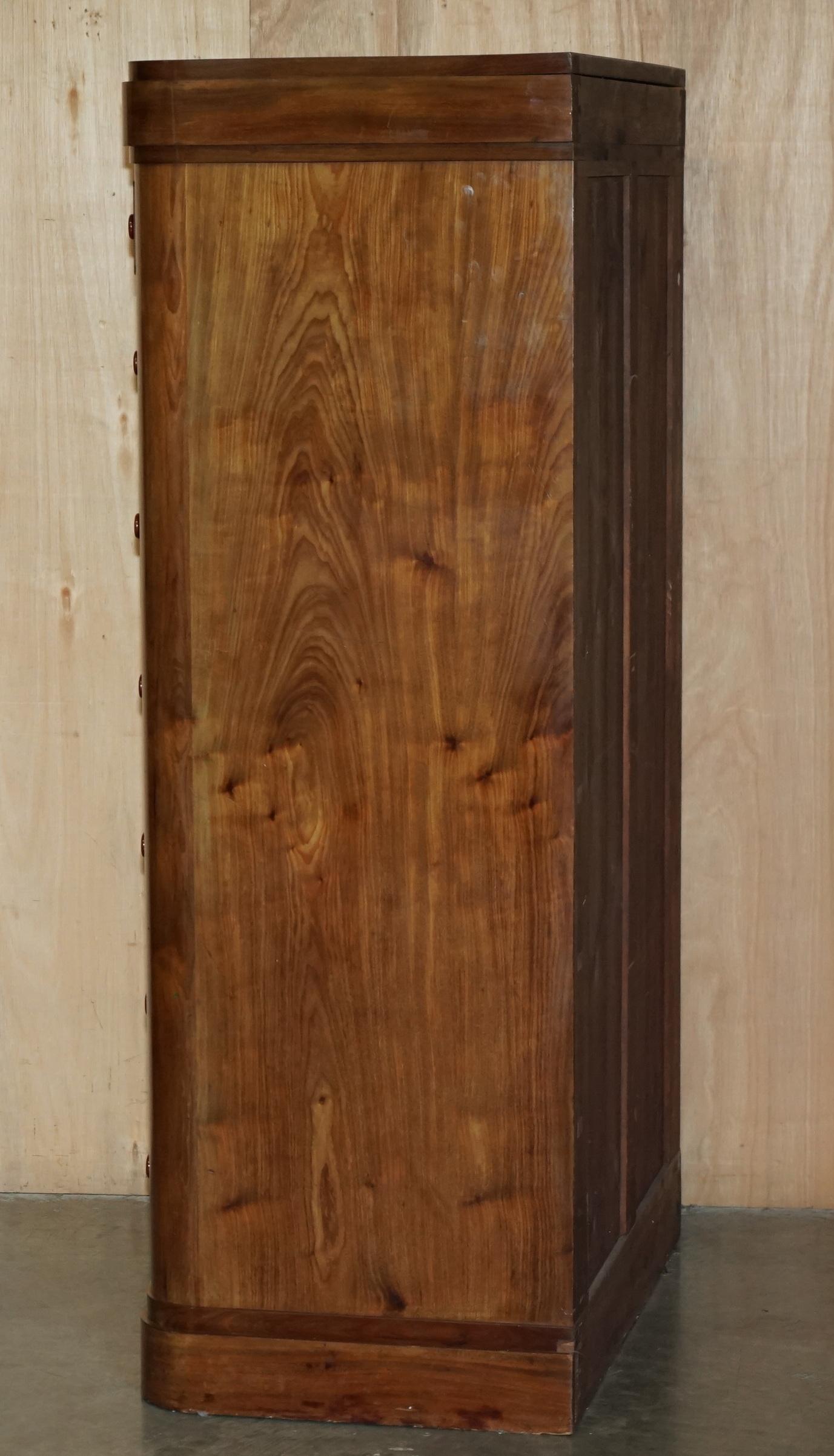 COPPIA DI CASSETTIERE ANTIQUE ESTATE MADE BOW FRONTED 168,5CM WALNUT TALLBOY in vendita 4