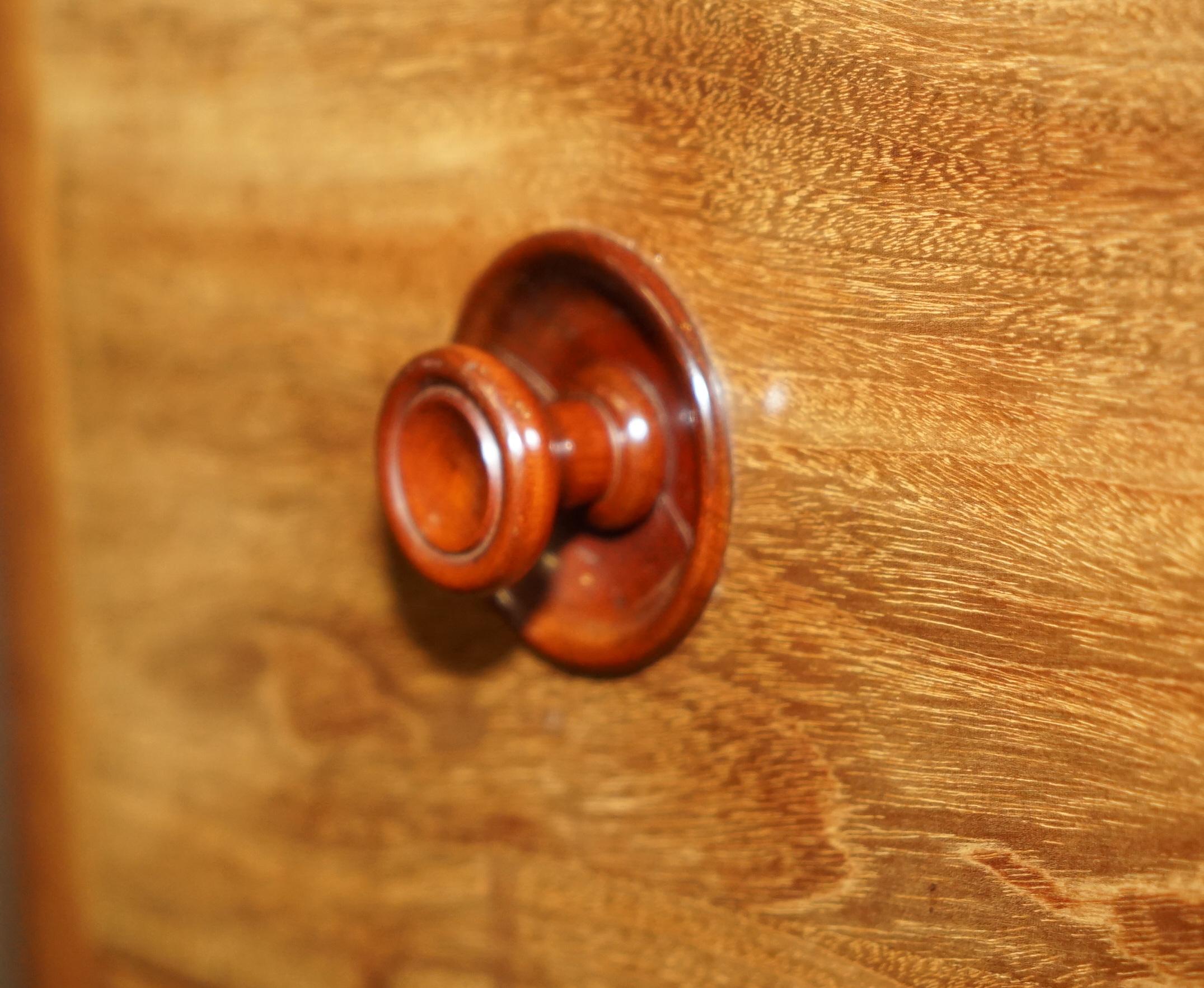 Noce COPPIA DI CASSETTIERE ANTIQUE ESTATE MADE BOW FRONTED 168,5CM WALNUT TALLBOY in vendita