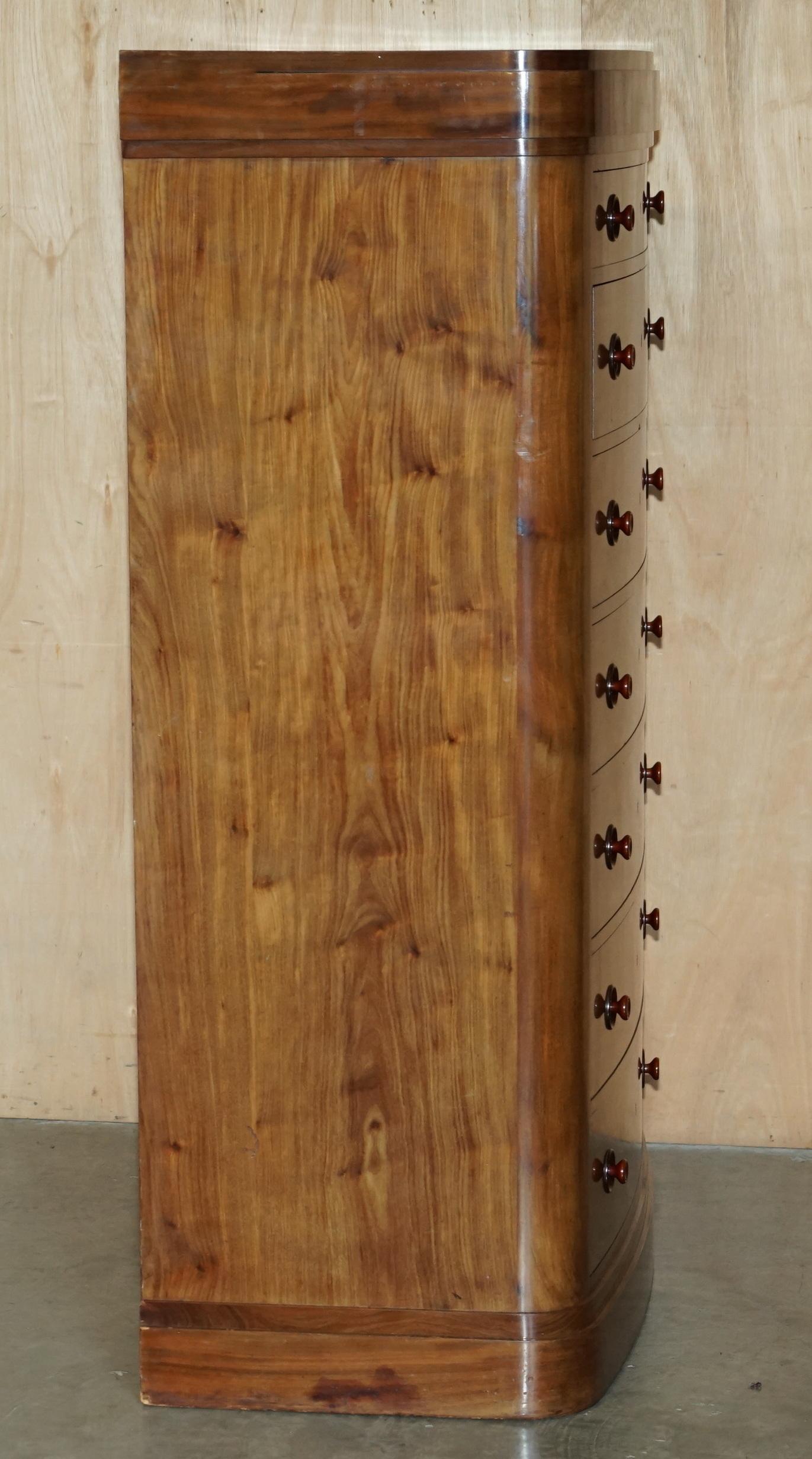 COPPIA DI CASSETTIERE ANTIQUE ESTATE MADE BOW FRONTED 168,5CM WALNUT TALLBOY in vendita 1