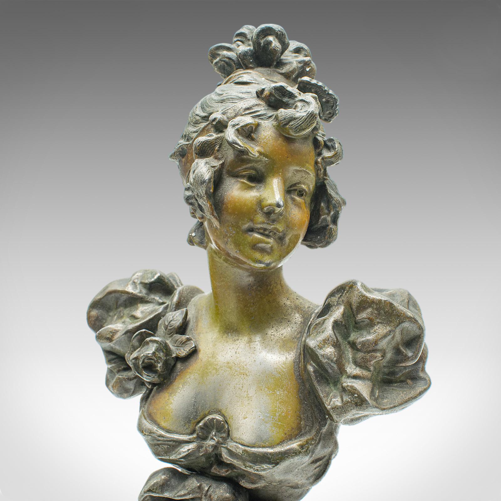 Coppia di fermalibri figurativi antichi, busti francesi in spelta, Art Nouveau, Vittoriano in vendita 1