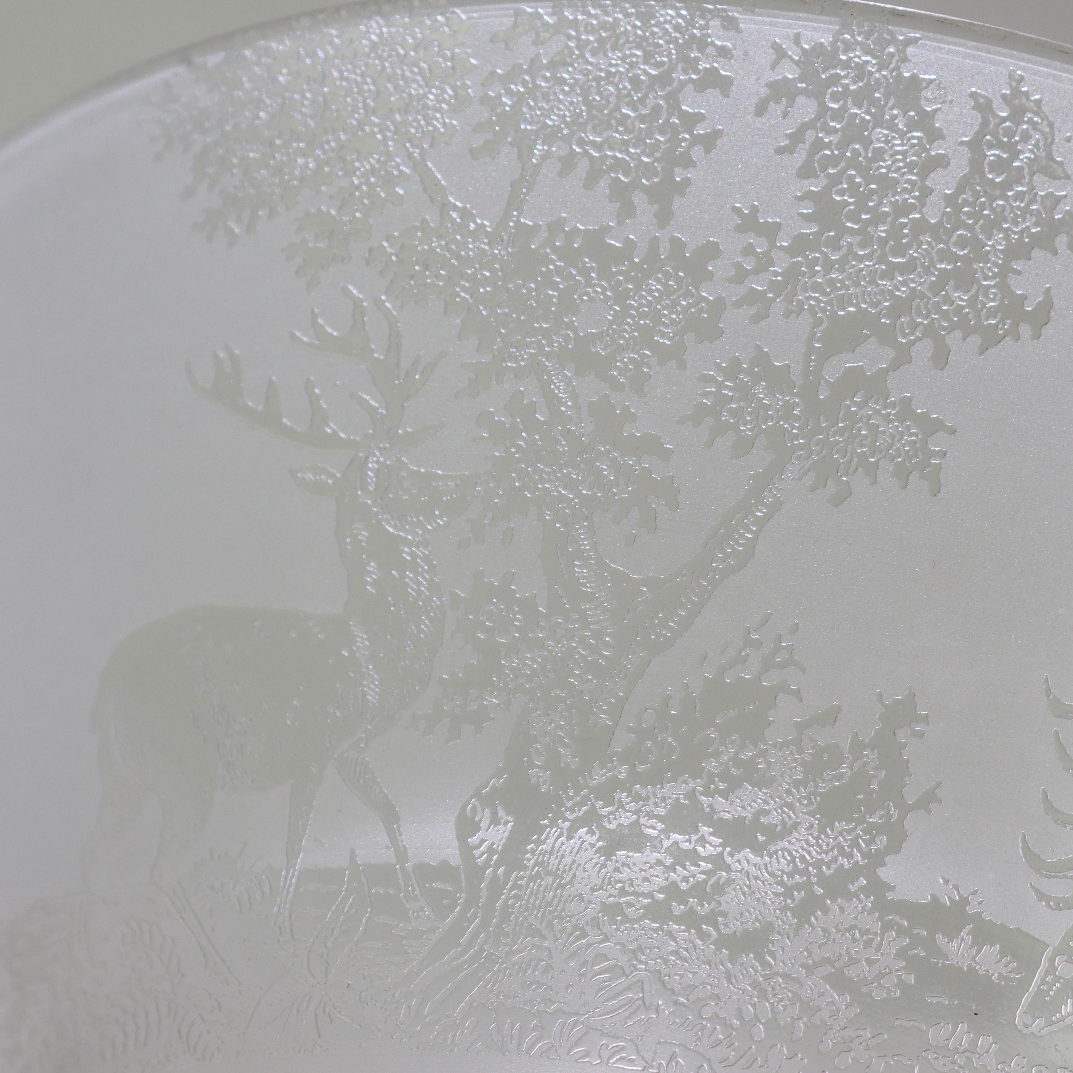 Pair Of Antique Figural Elk Etched Glass Lamp Shades c1890 In Good Condition For Sale In Big Flats, NY