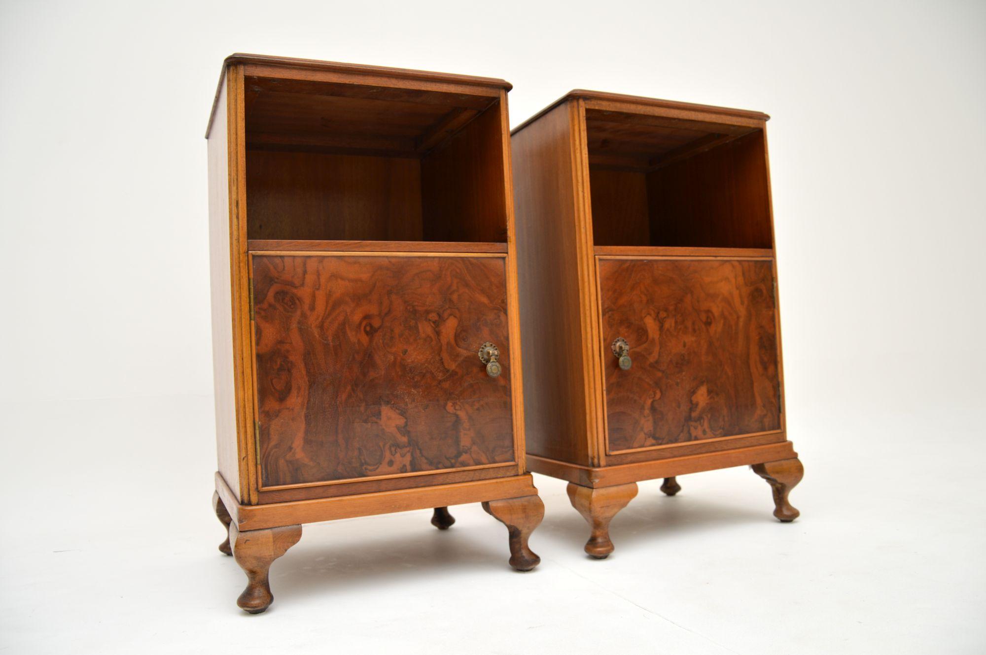 Mid-20th Century Pair of Antique Figured Walnut Bedside Cabinets