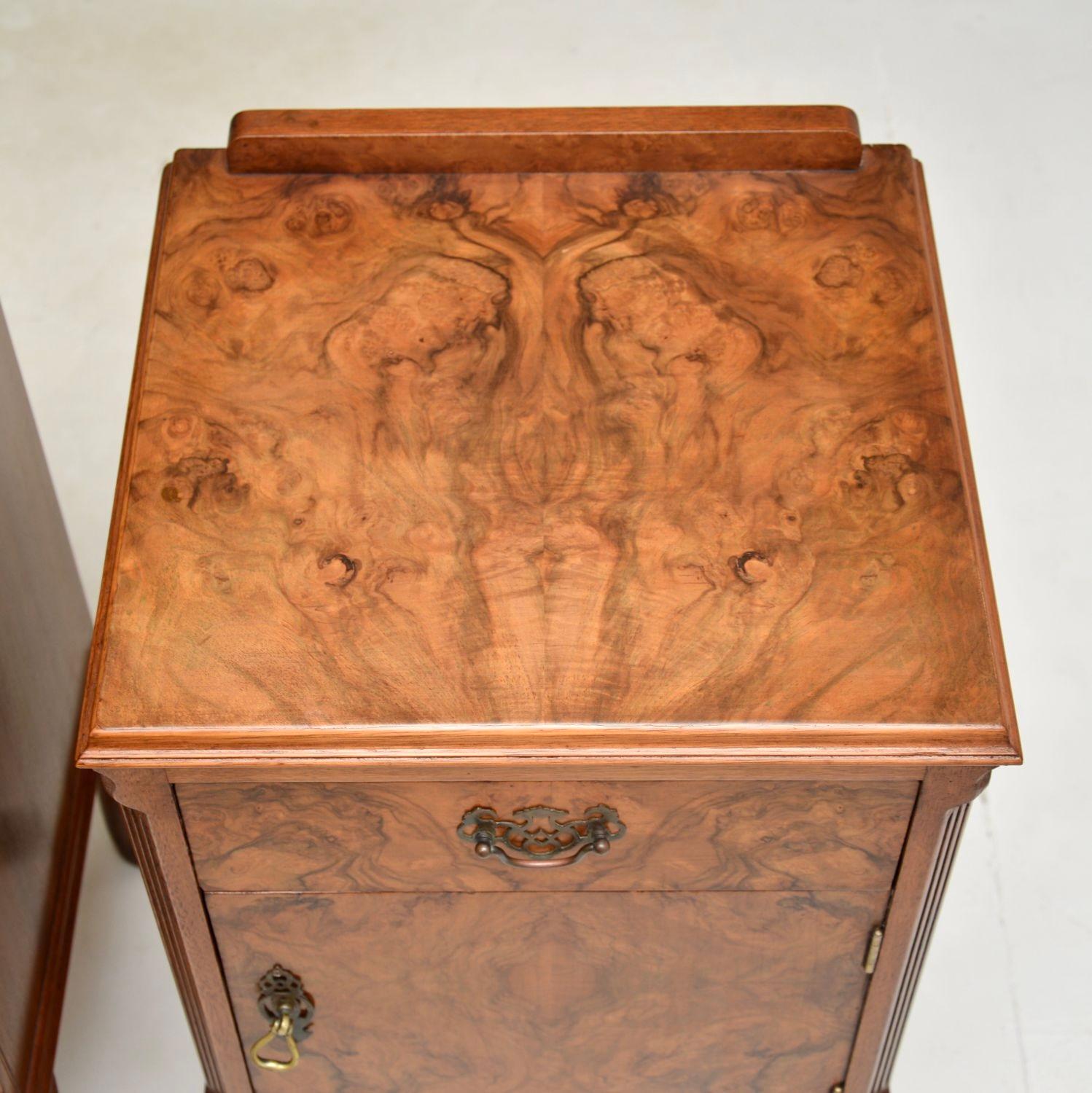 Pair of Antique Figured Walnut Bedside Cabinets 1