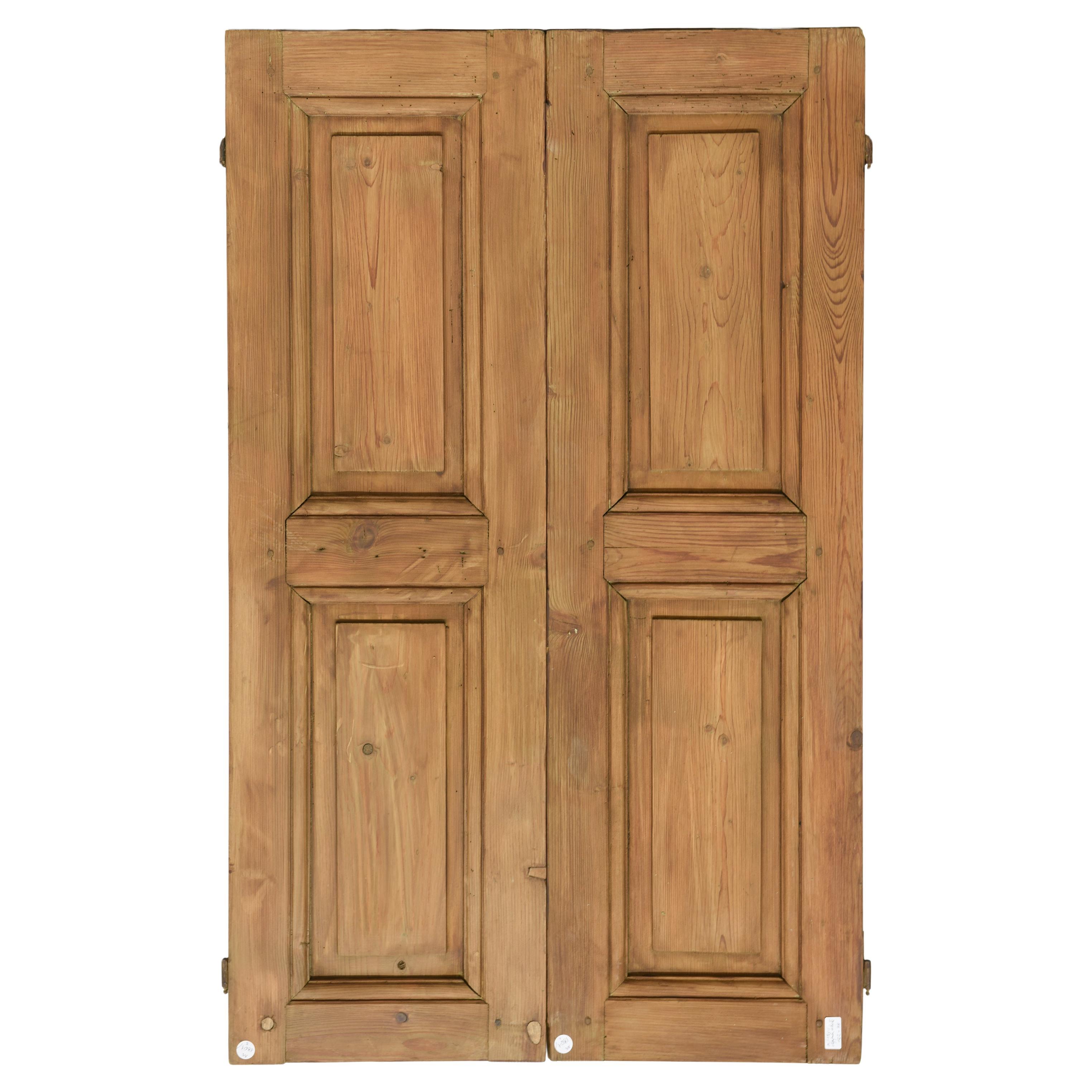 Pair of Antique Fir Little Doors im Angebot