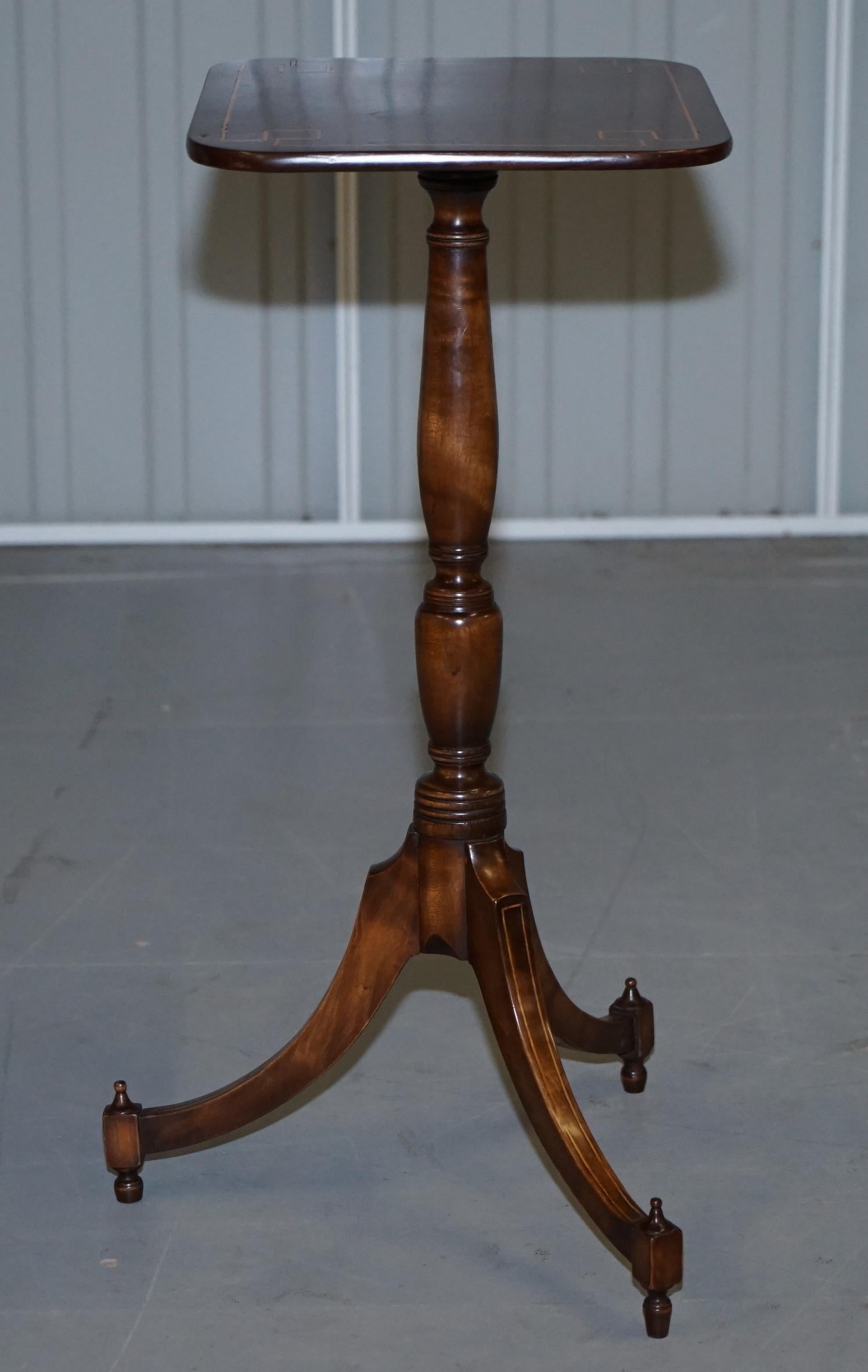 Pair of Antique Flamed Walnut & Inlaid Regency Style Tripod Side End Lamp Tables For Sale 11